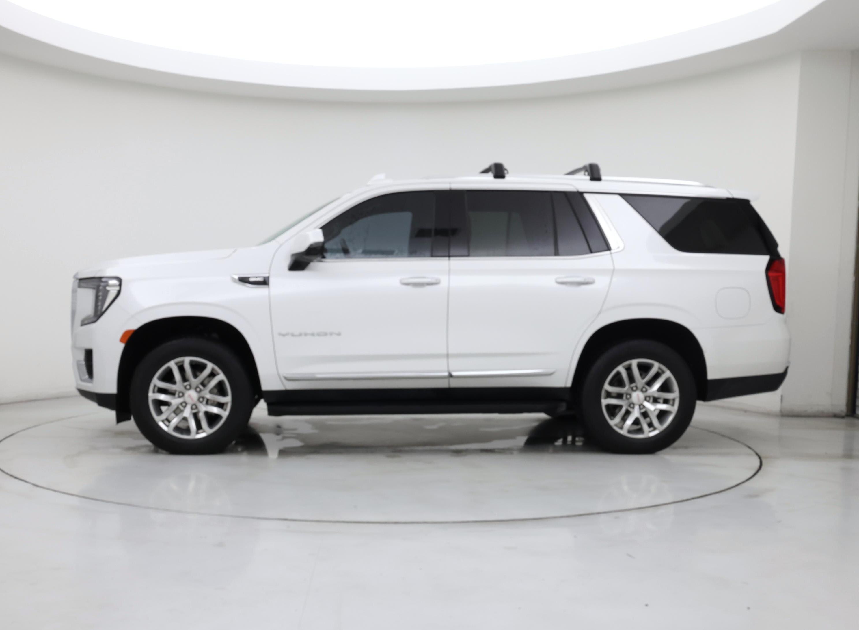 Thumbnail: 2022 GMC Yukon - 3