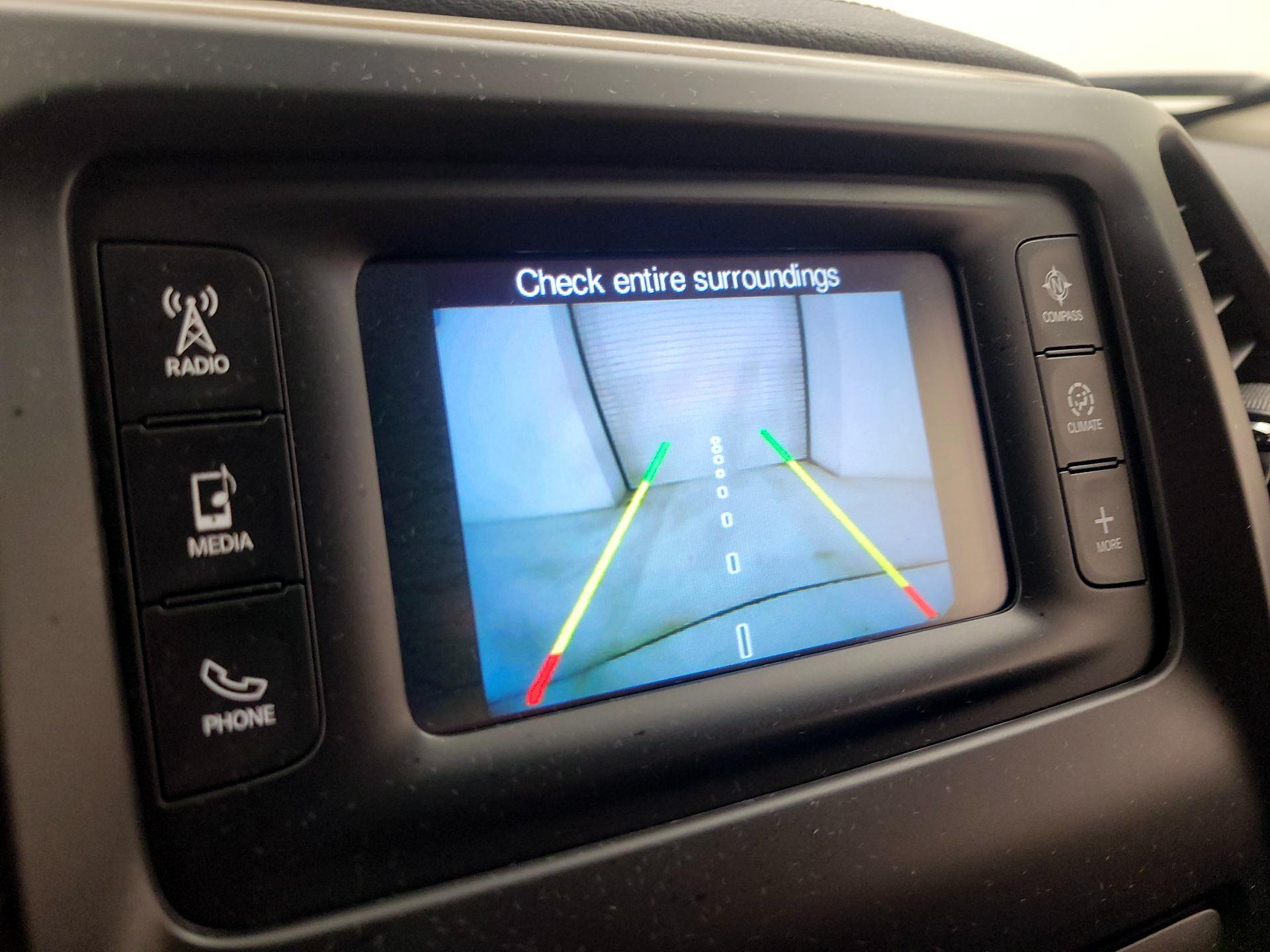 Thumbnail: 2017 Jeep Cherokee - 14