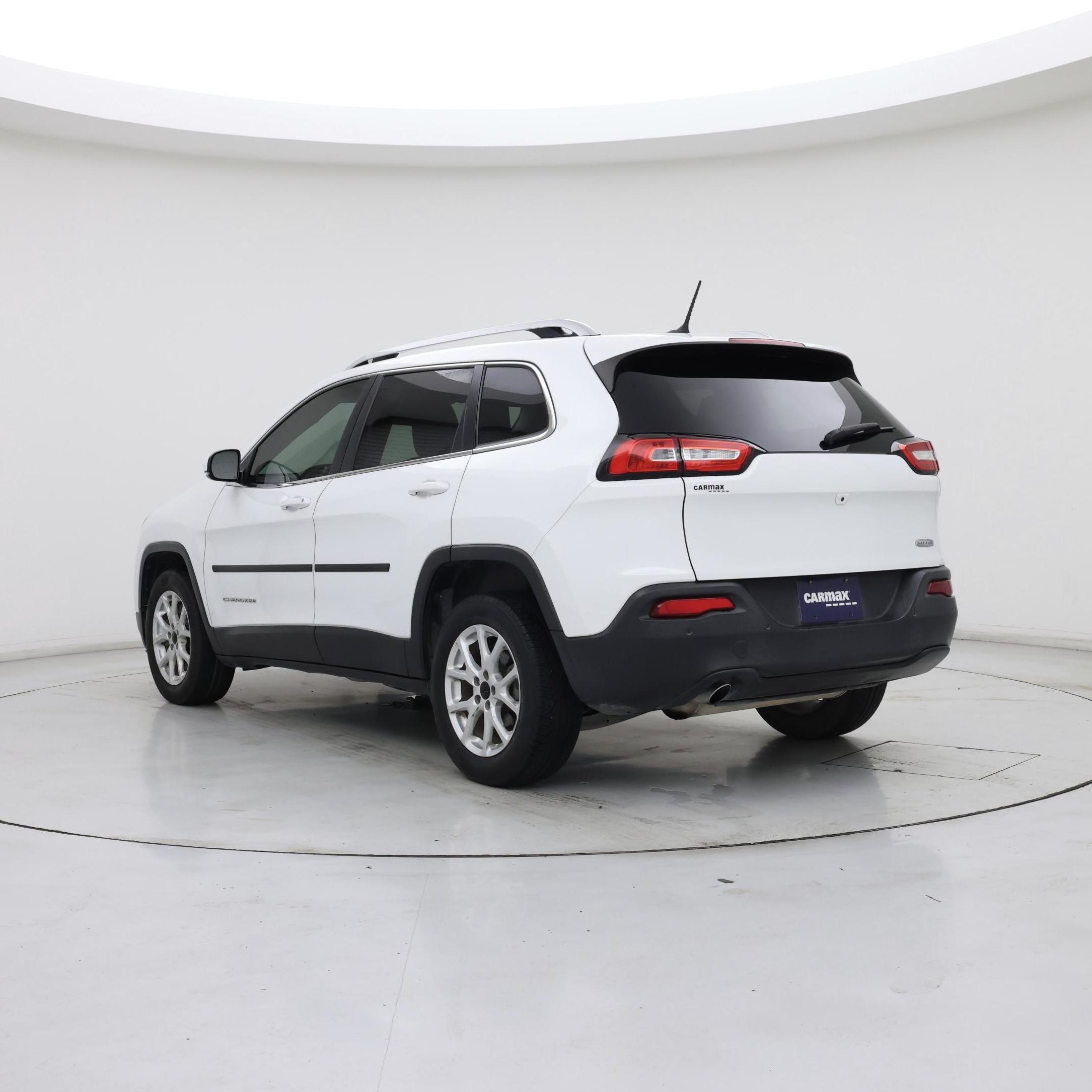 Thumbnail: 2017 Jeep Cherokee - 2