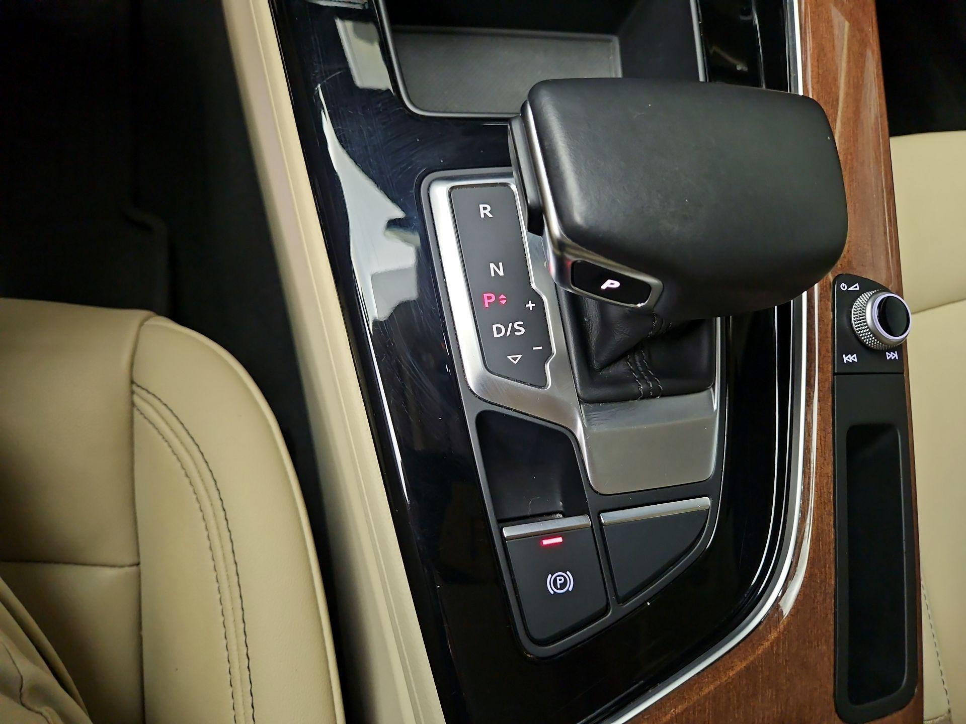 Thumbnail: 2021 Audi A4 - 17