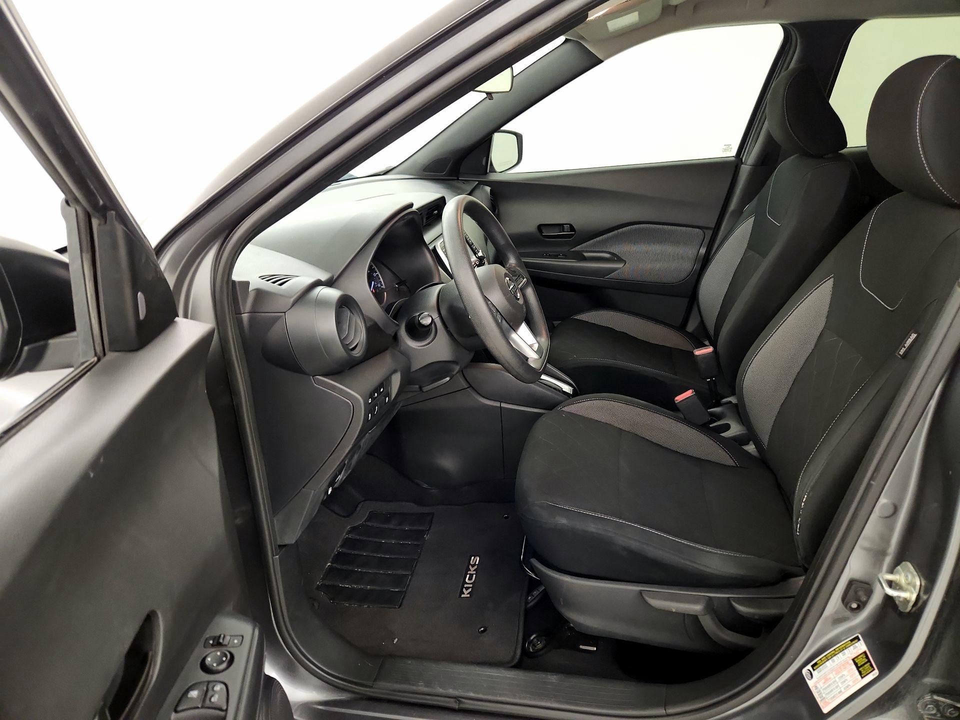 Thumbnail: 2020 Nissan Kicks - 11