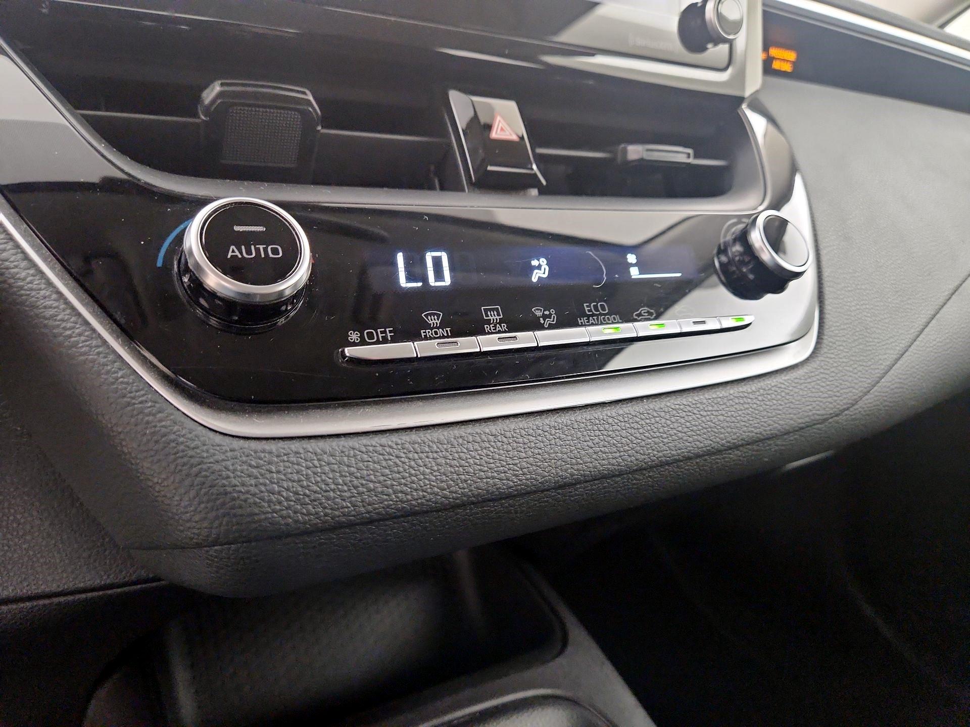 Thumbnail: 2022 Toyota Corolla - 16