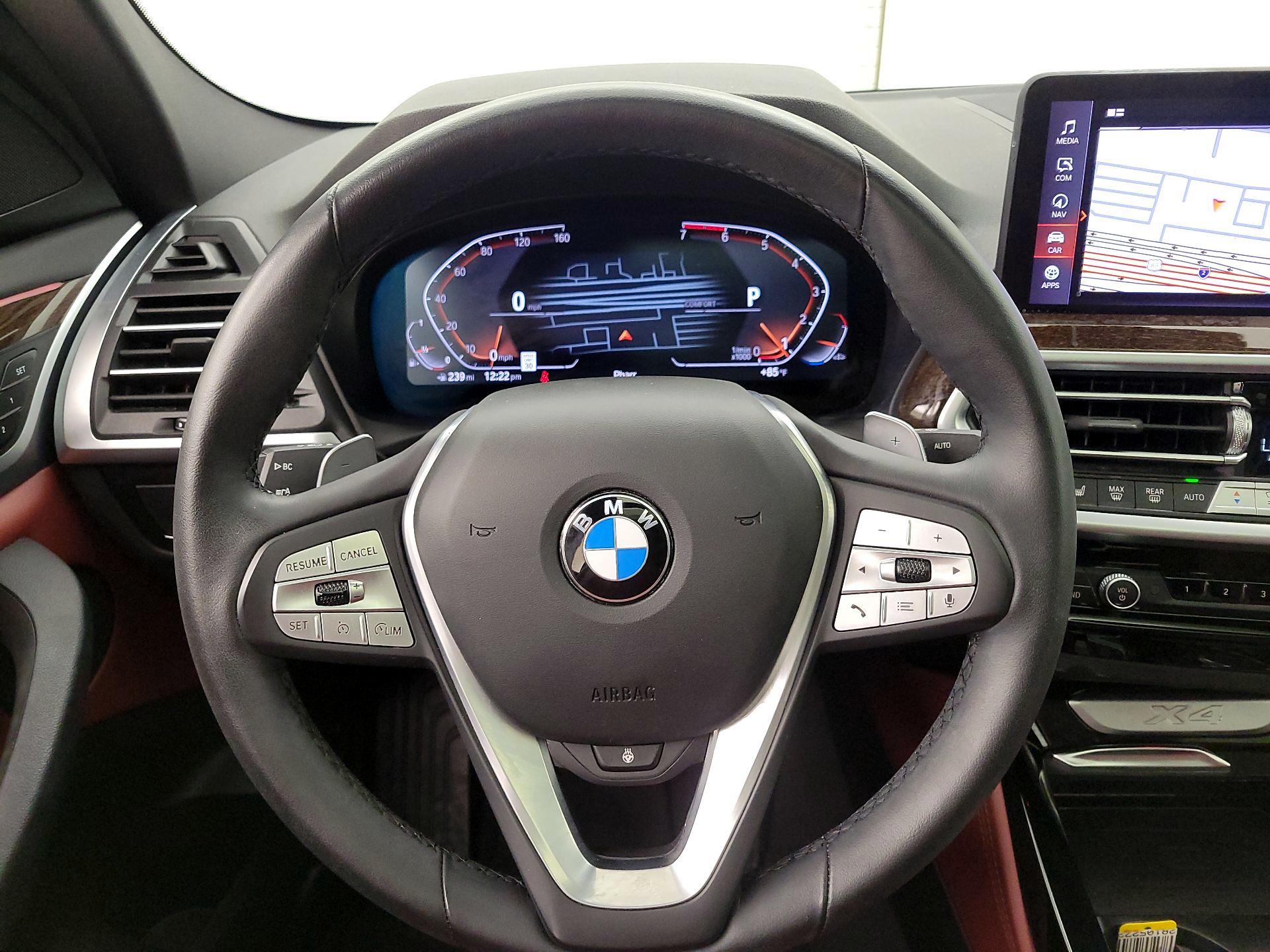 Thumbnail: 2024 BMW X4 - 10