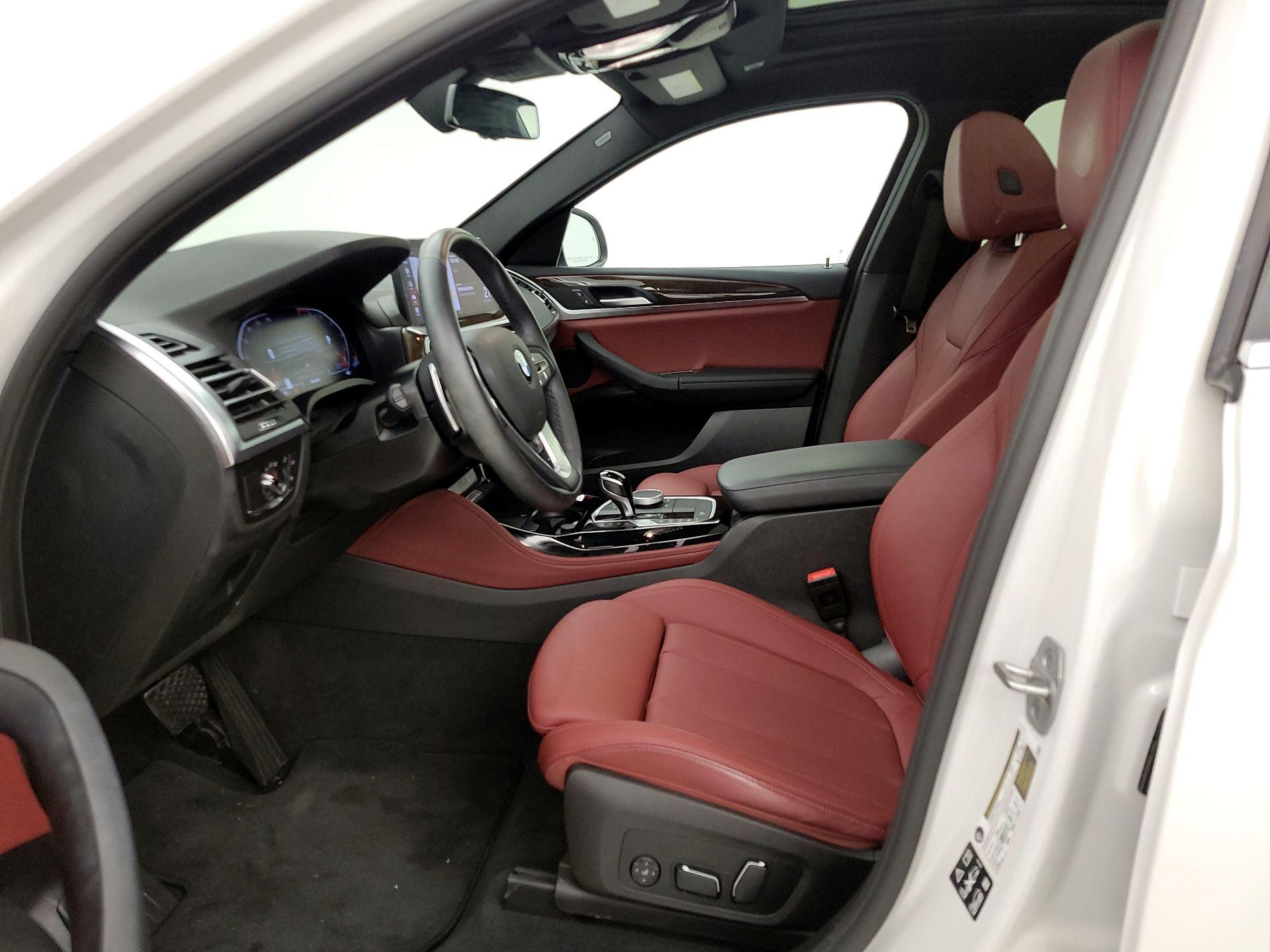 Thumbnail: 2024 BMW X4 - 11