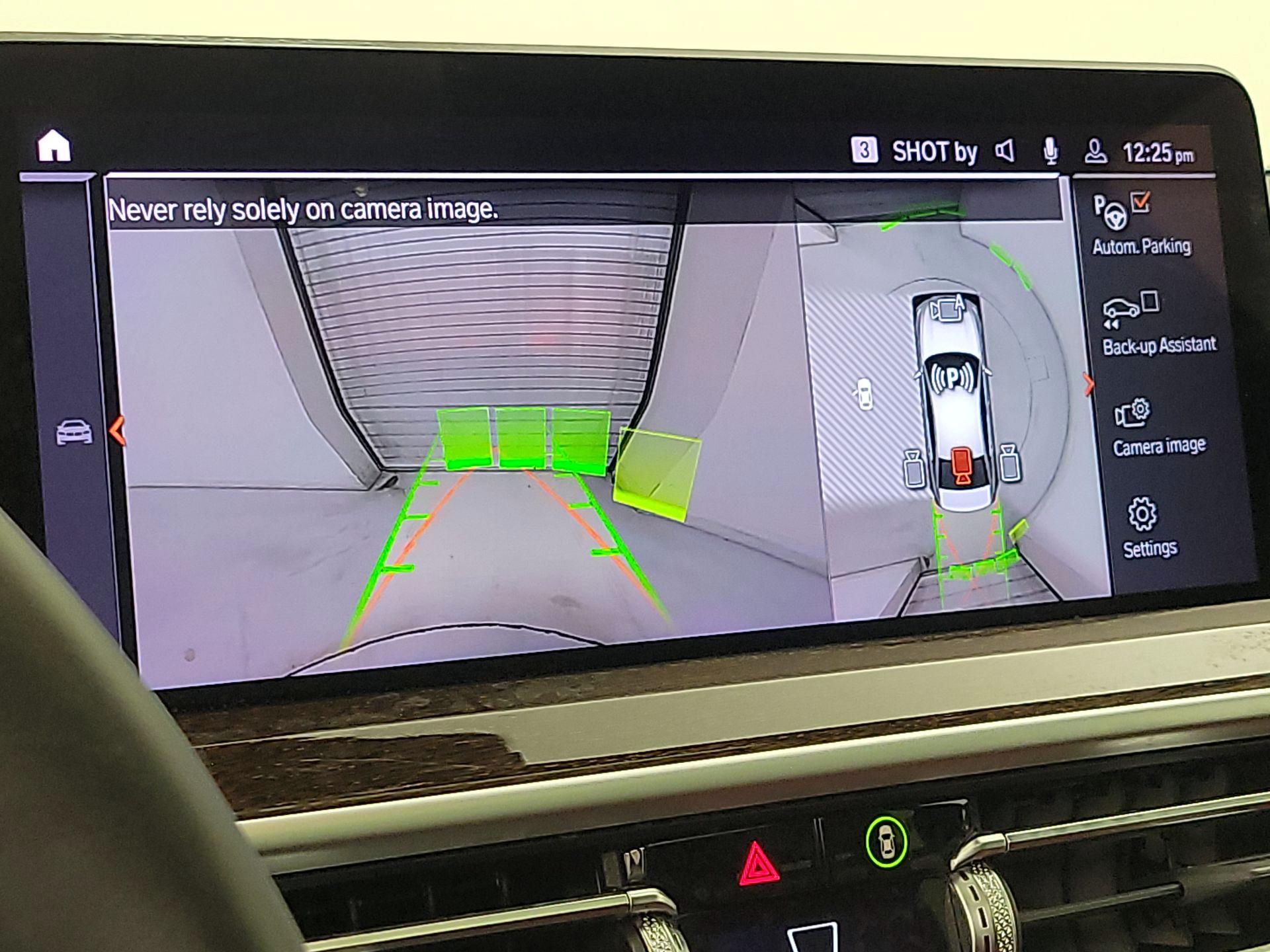 Thumbnail: 2024 BMW X4 - 15