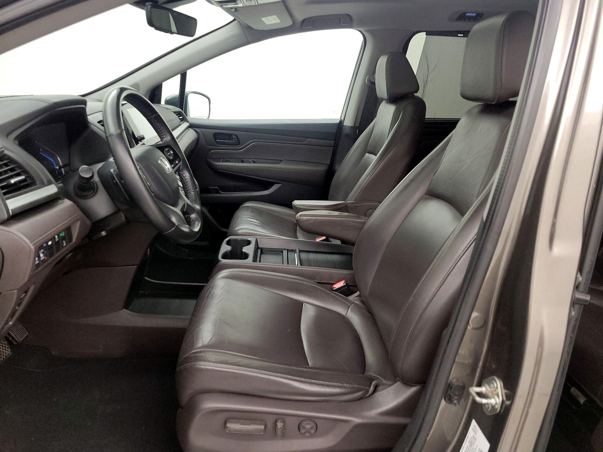 Thumbnail: 2019 Honda Odyssey - 11