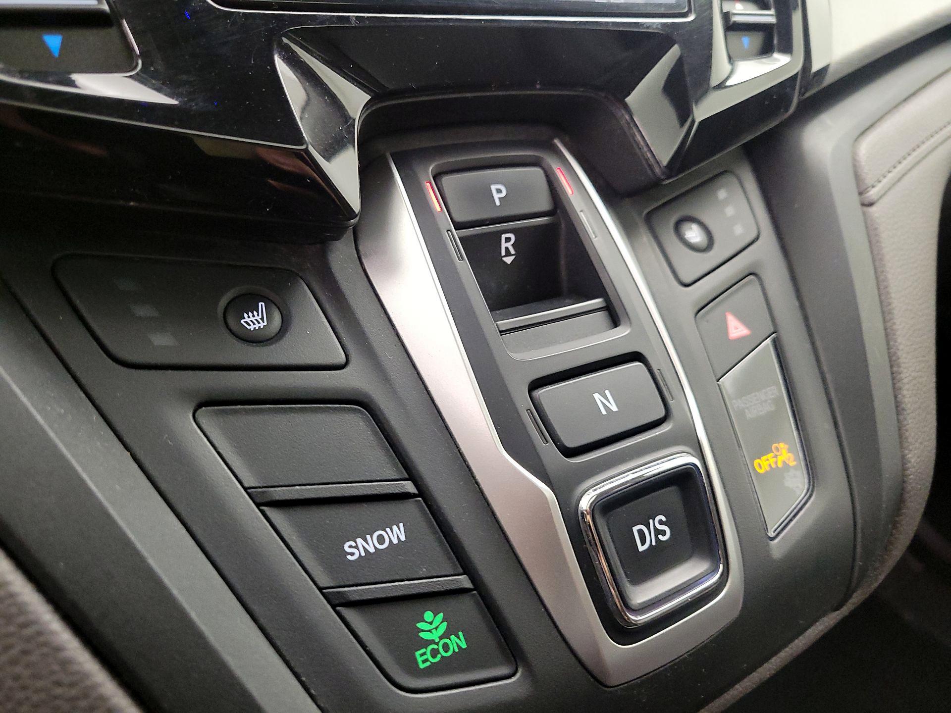 Thumbnail: 2019 Honda Odyssey - 17