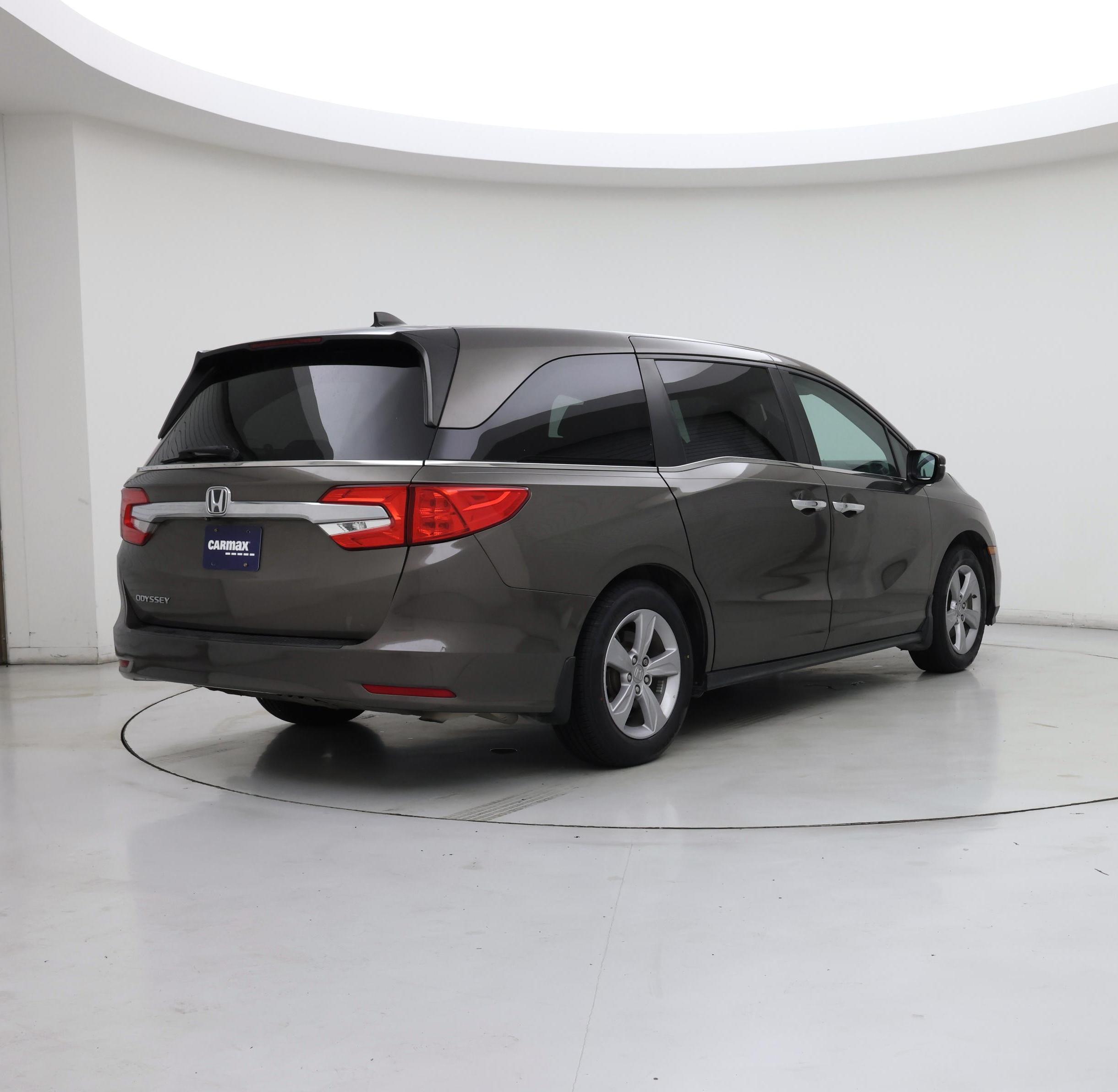 Thumbnail: 2019 Honda Odyssey - 8