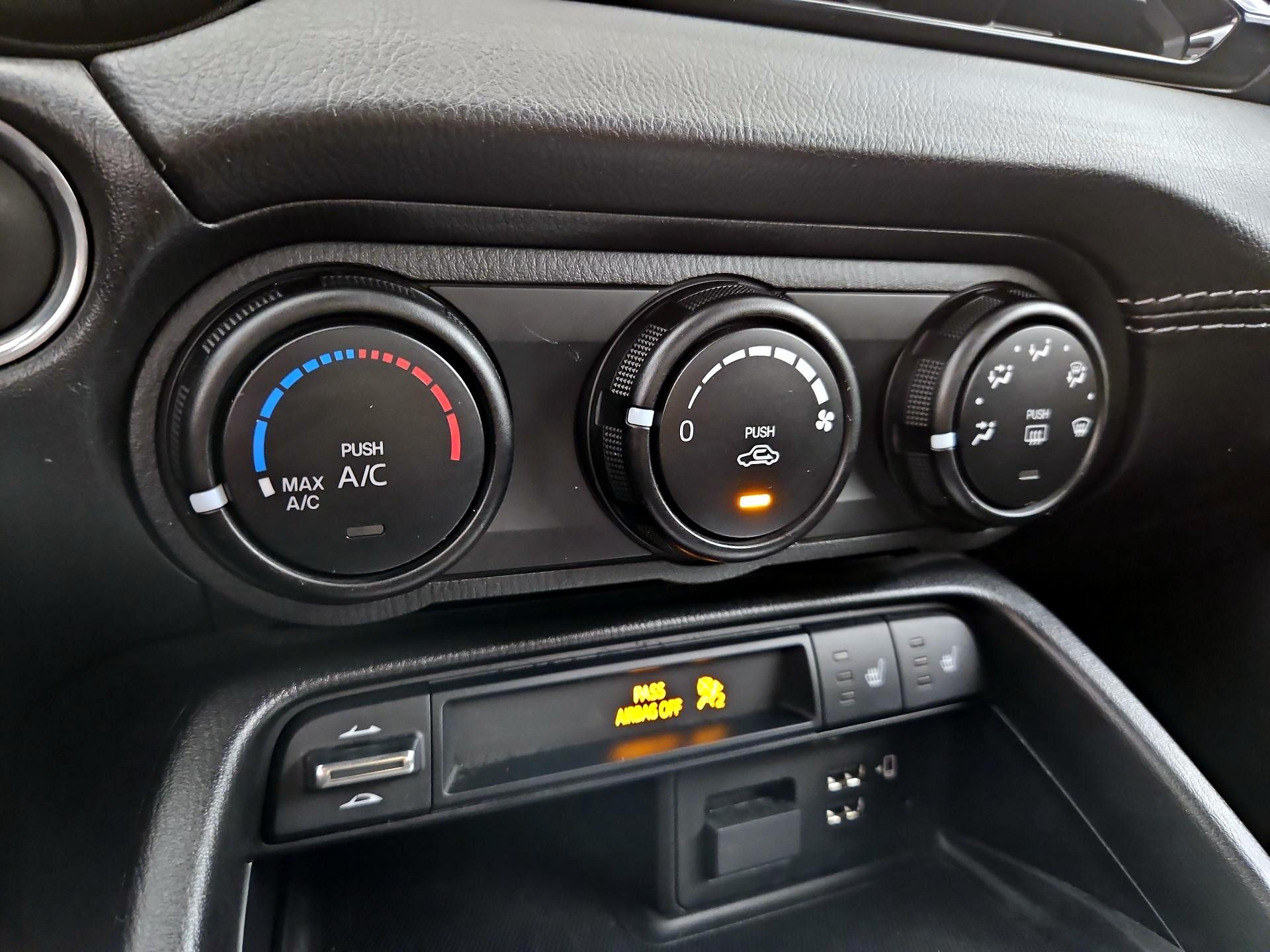 Thumbnail: 2022 Mazda MX-5 Miata - 15