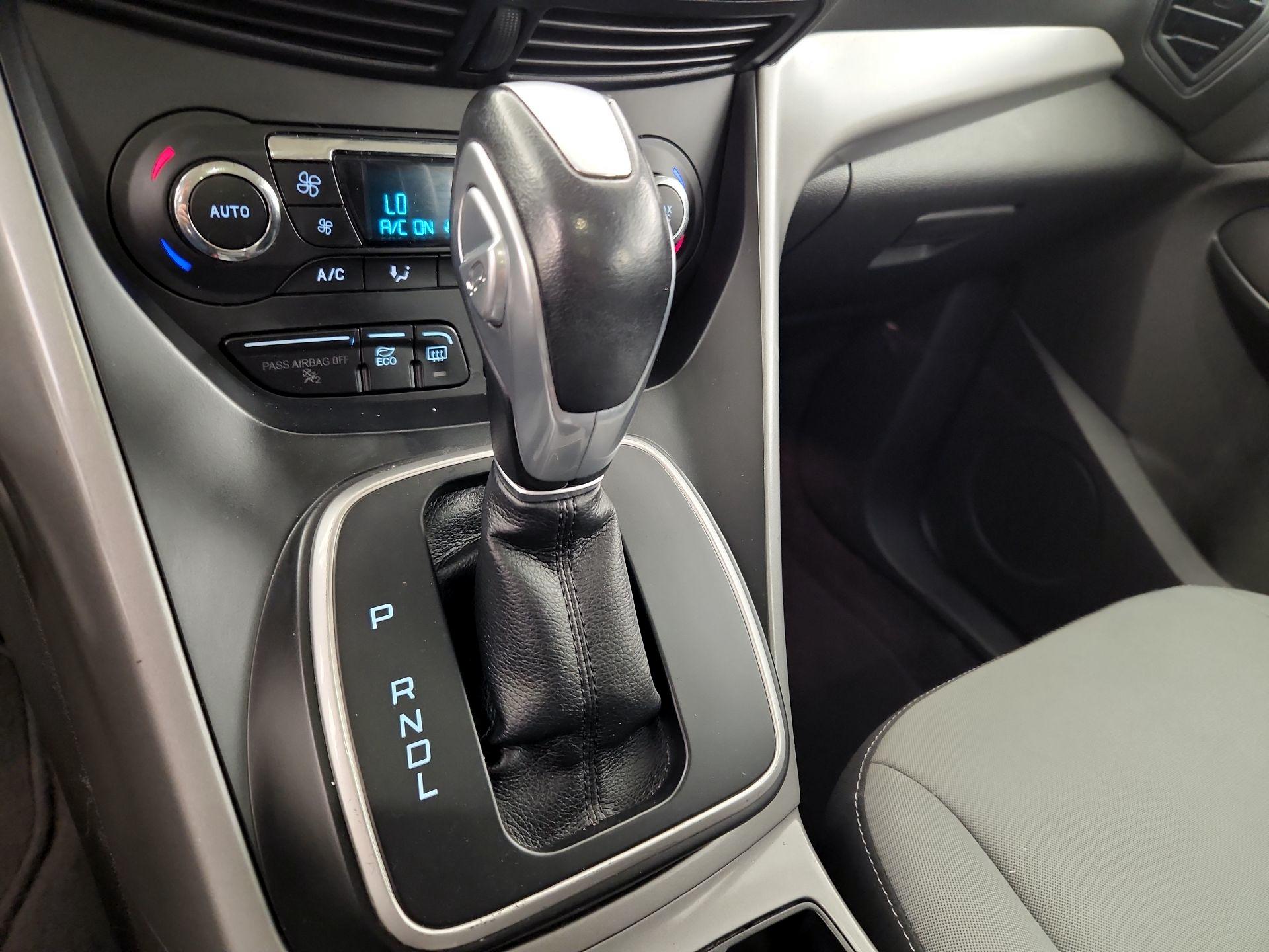 Thumbnail: 2016 Ford C-Max - 16