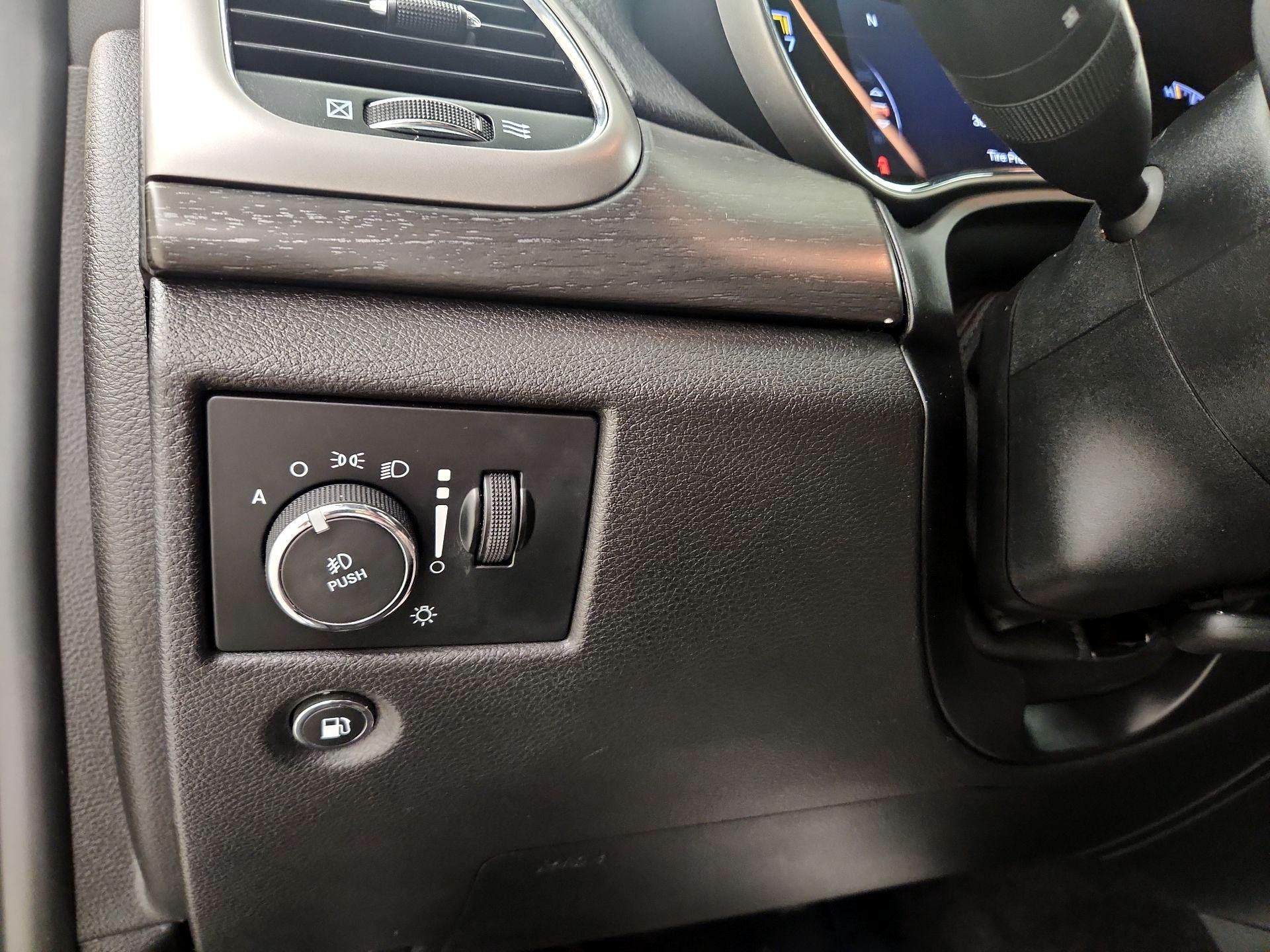 Thumbnail: 2018 Jeep Grand Cherokee - 13