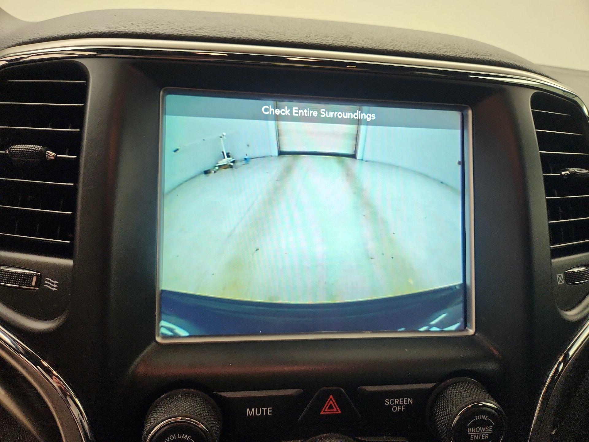 Thumbnail: 2018 Jeep Grand Cherokee - 15