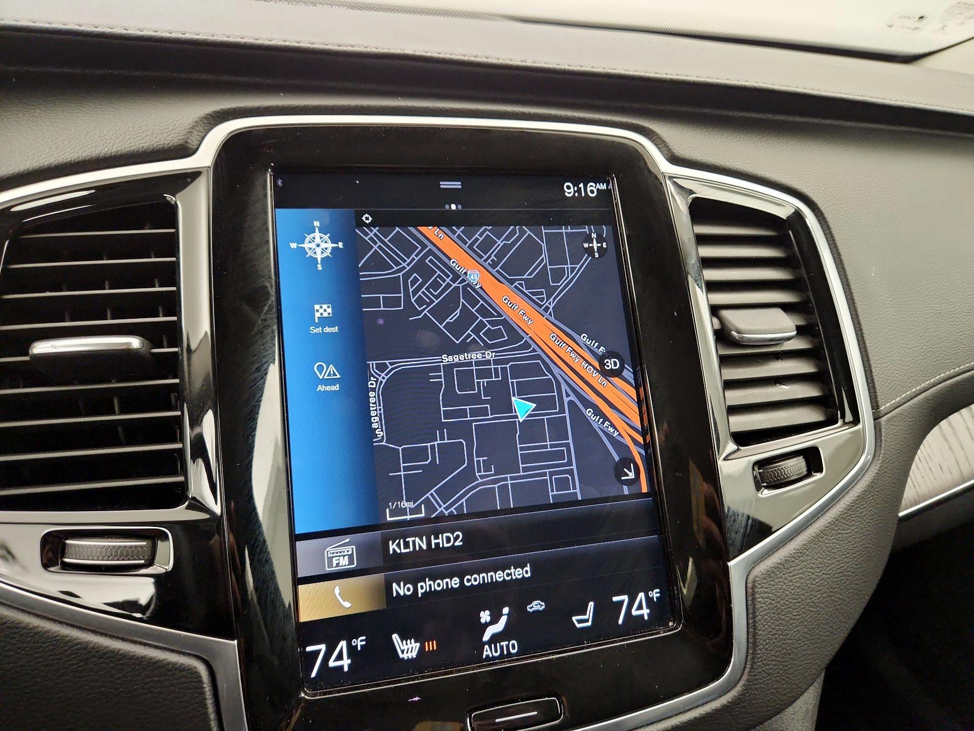 Thumbnail: 2022 Volvo XC90 - 14