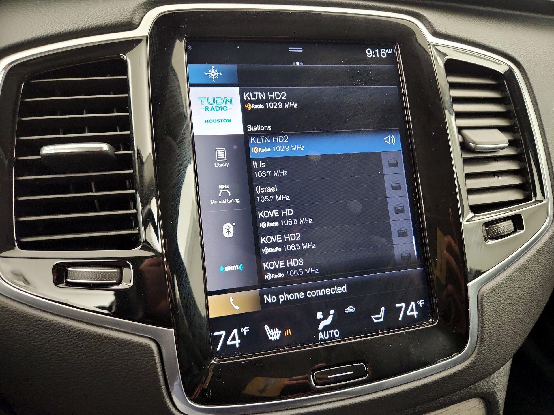 Thumbnail: 2022 Volvo XC90 - 16