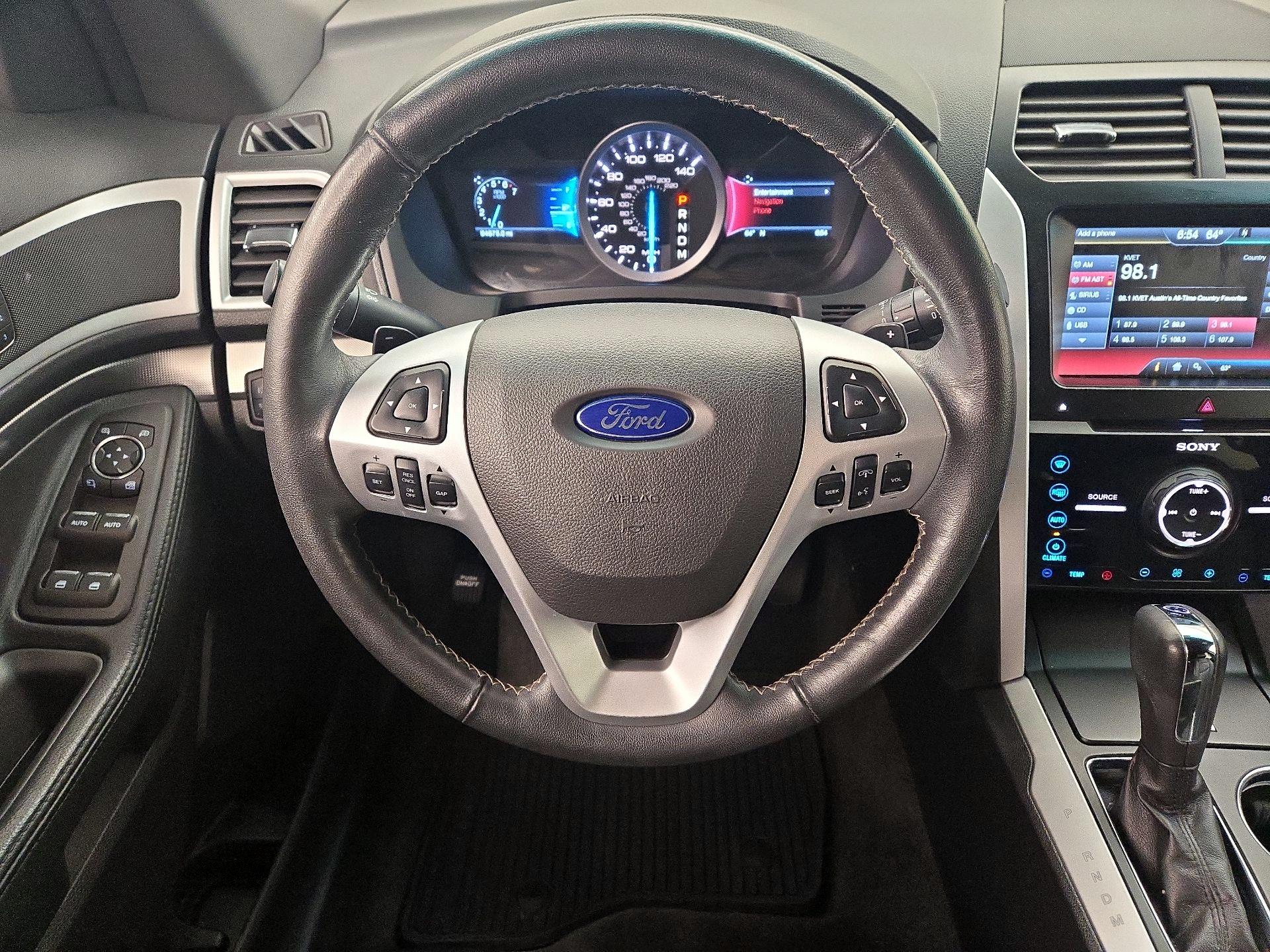 Thumbnail: 2014 Ford Explorer - 10