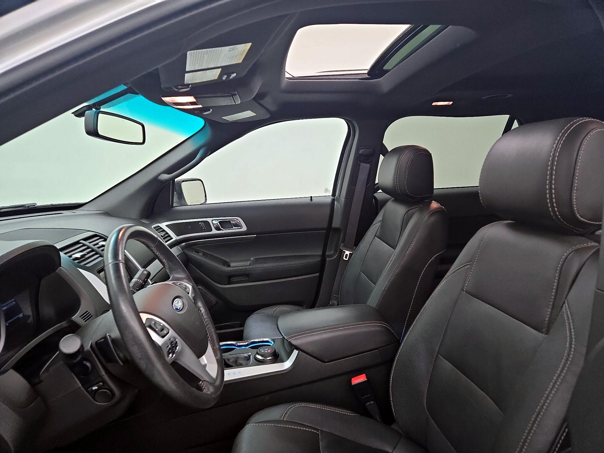 Thumbnail: 2014 Ford Explorer - 19