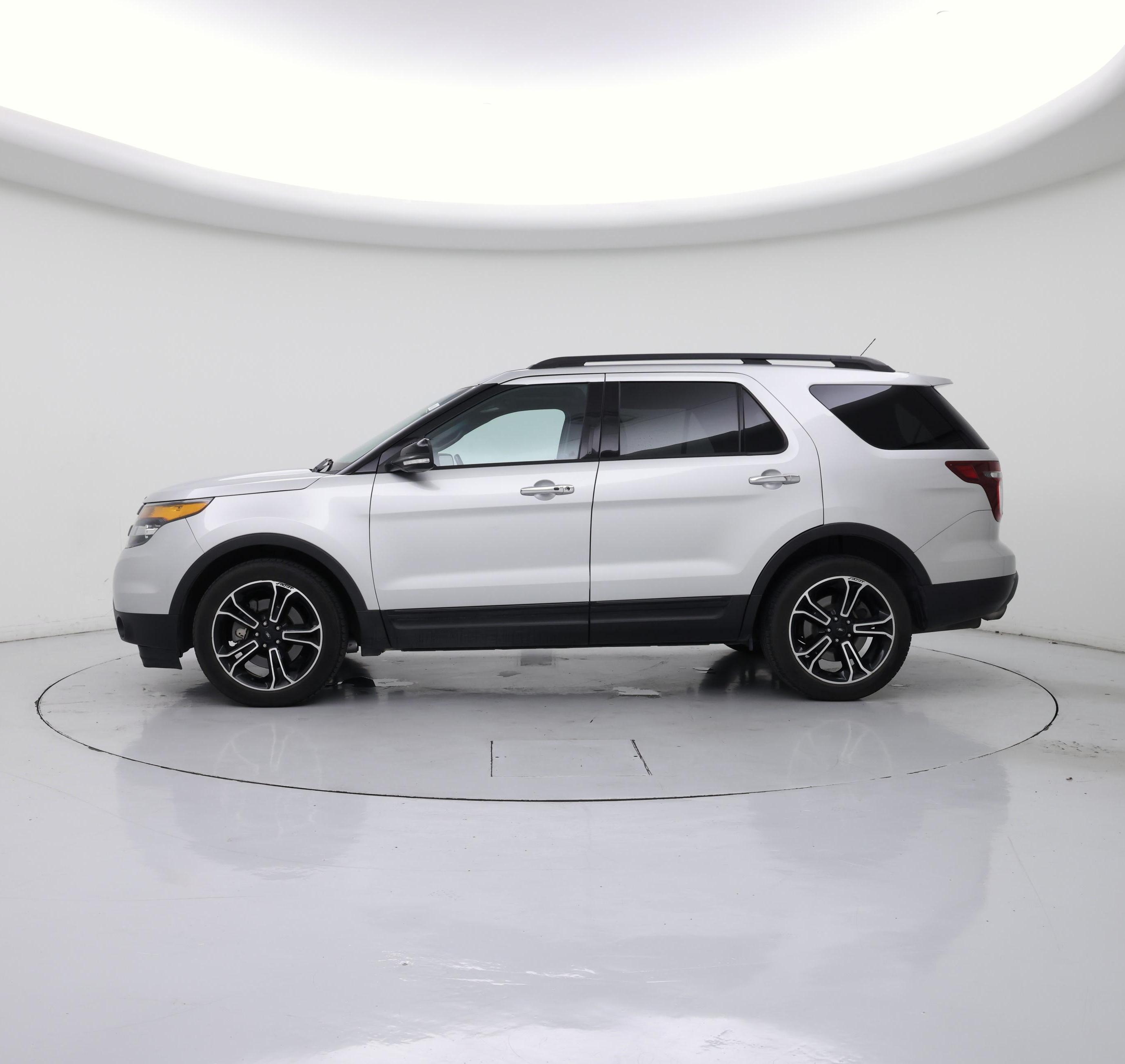 Thumbnail: 2014 Ford Explorer - 3