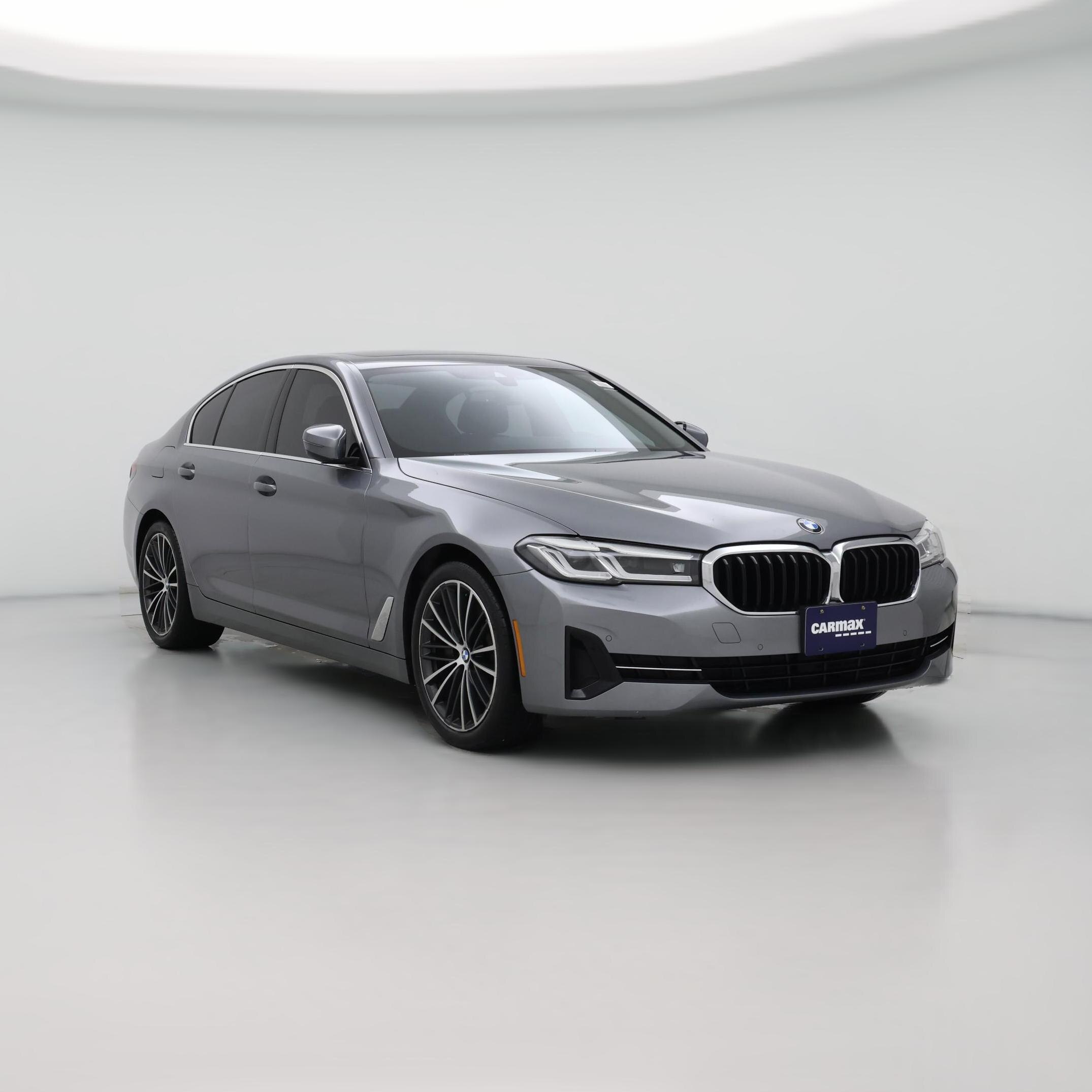 Thumbnail: 2023 BMW 5 Series - 1