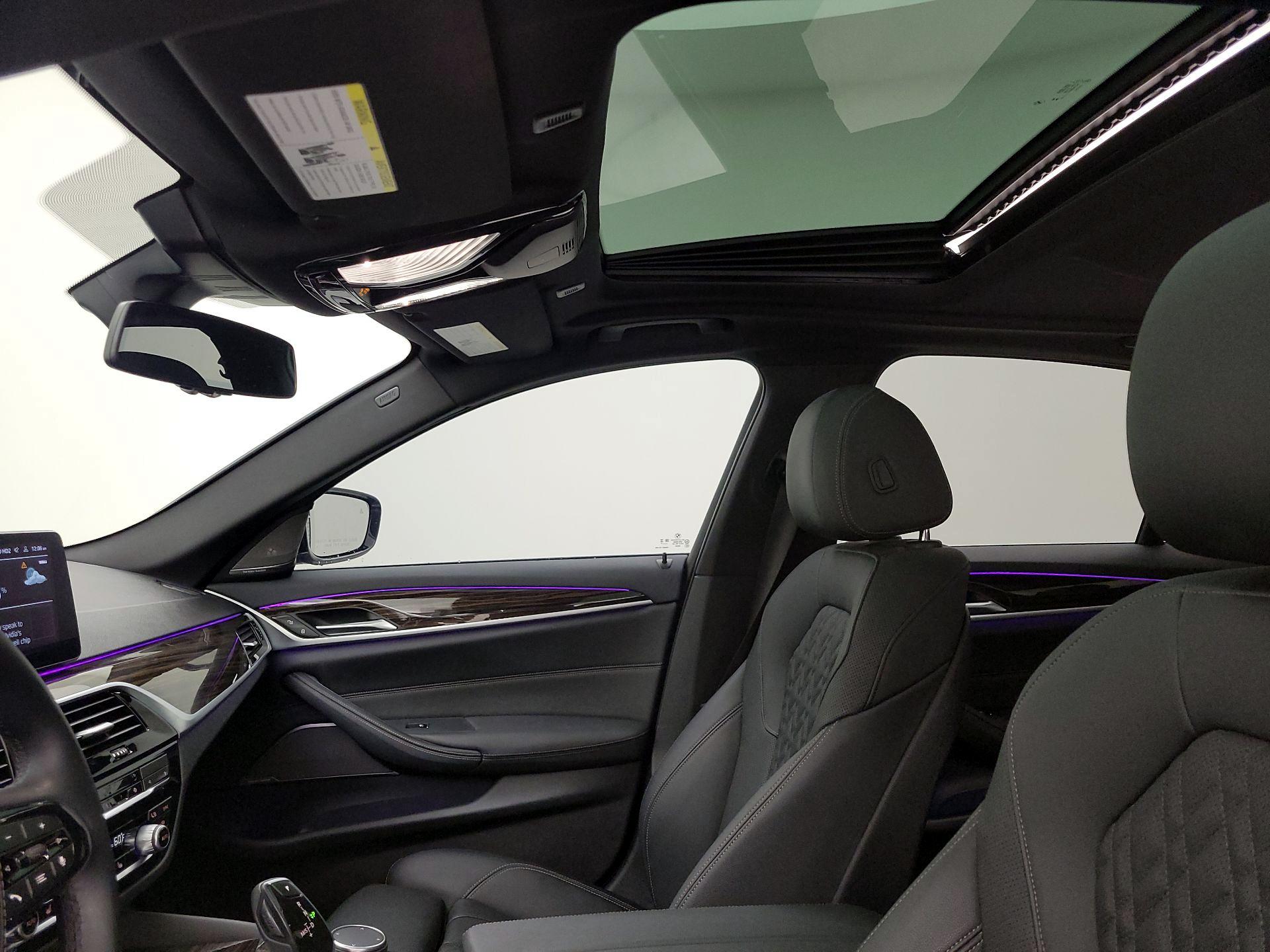 Thumbnail: 2023 BMW 5 Series - 20