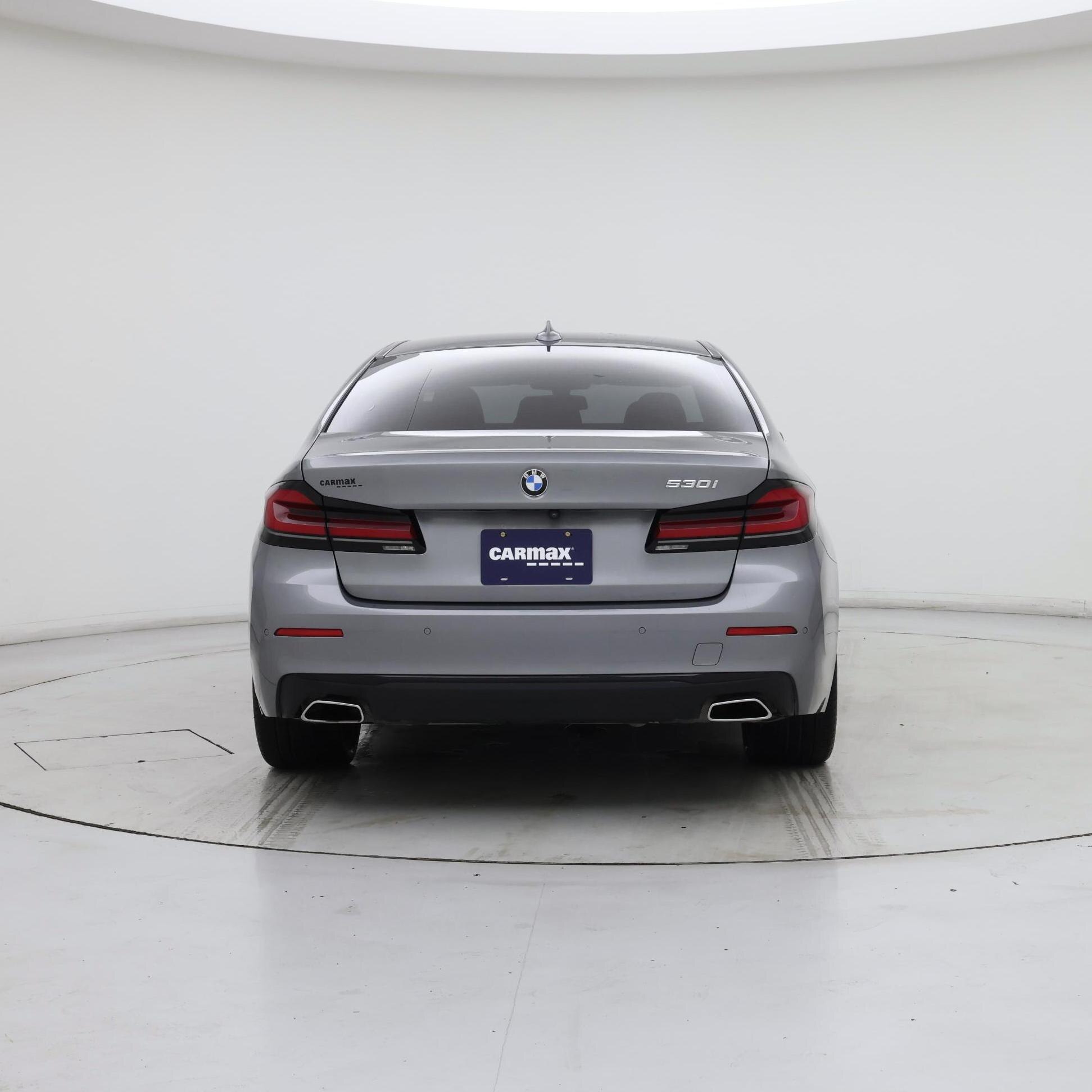 Thumbnail: 2023 BMW 5 Series - 6