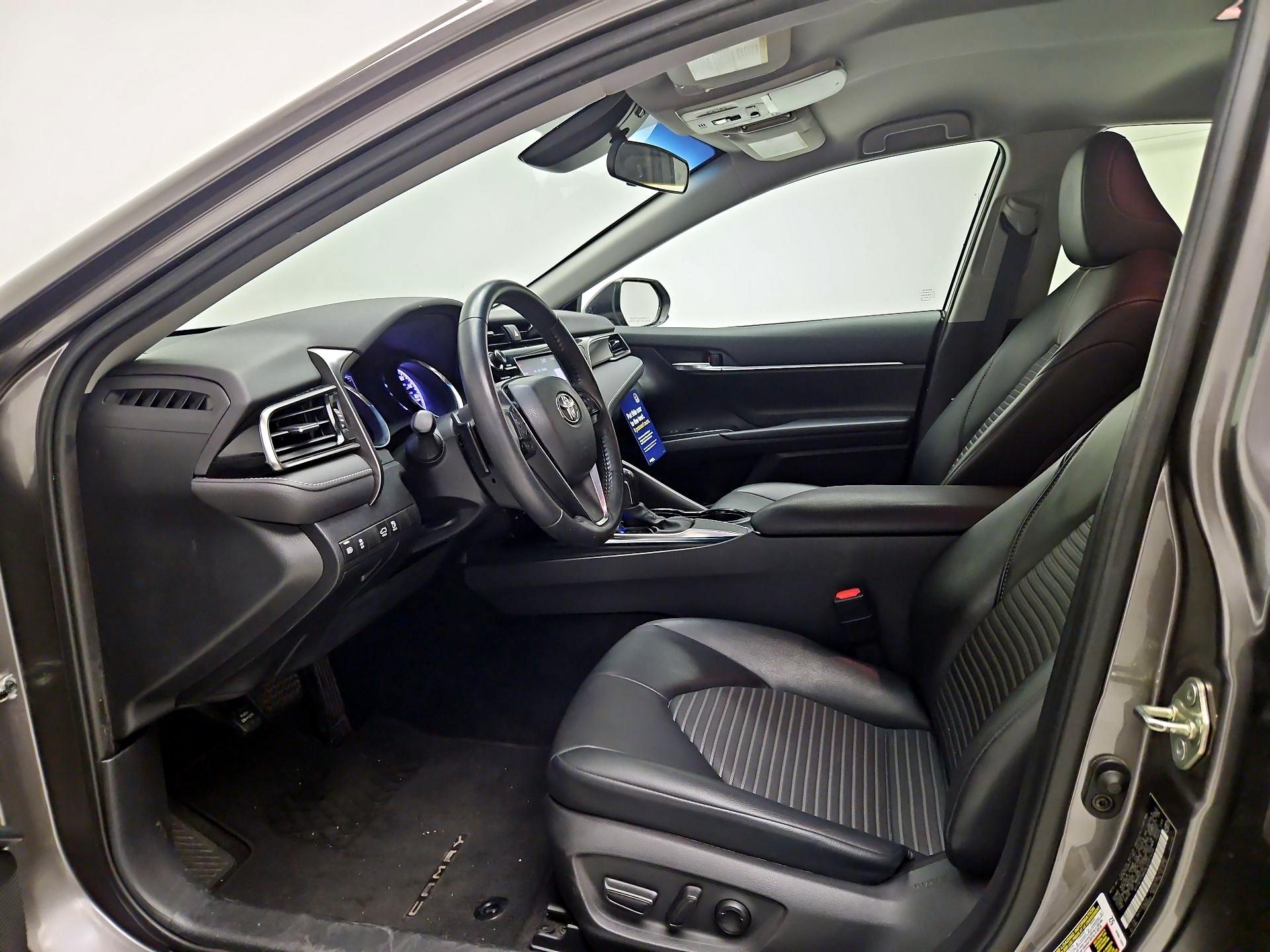 Thumbnail: 2020 Toyota Camry - 11