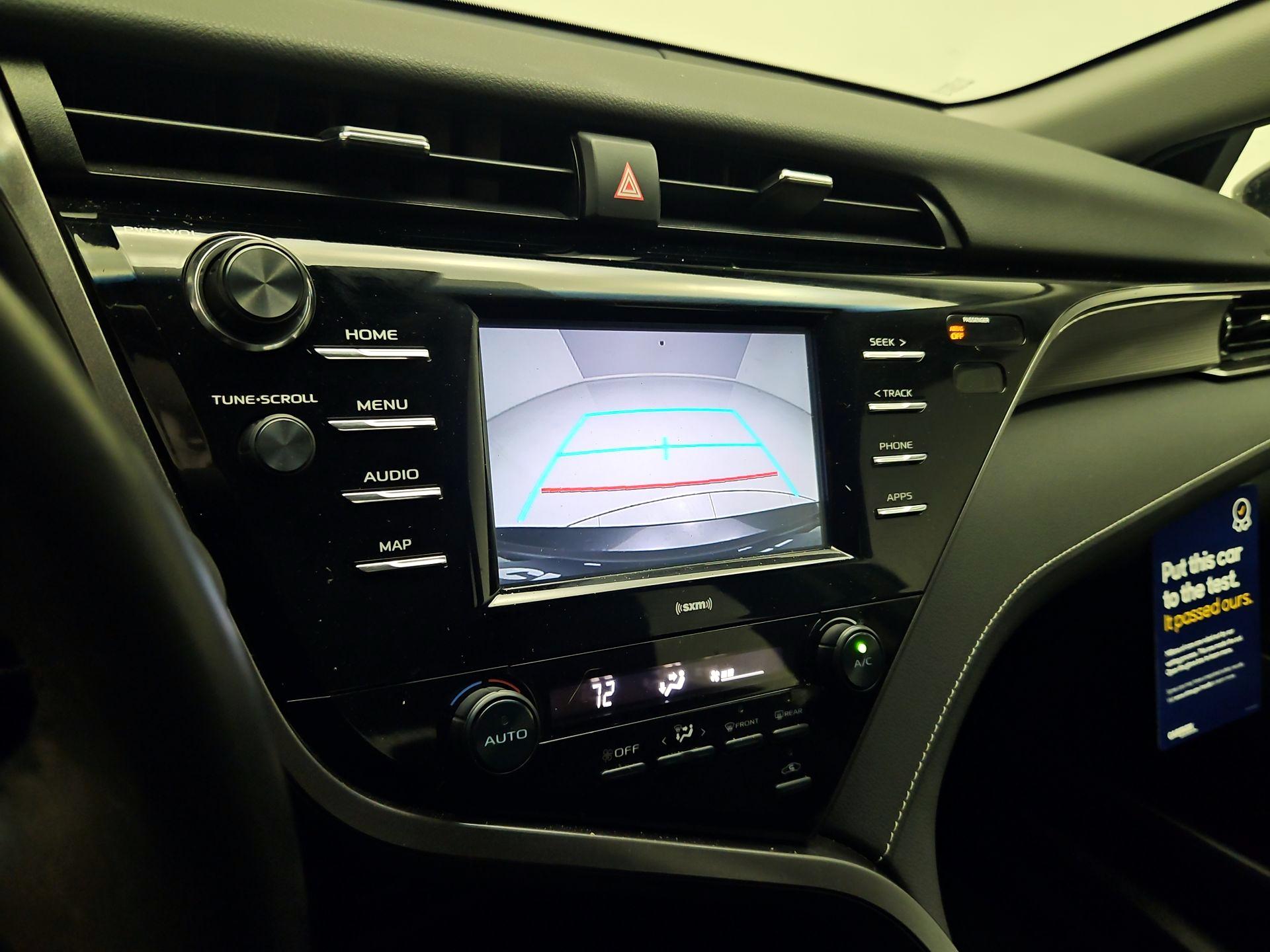 Thumbnail: 2020 Toyota Camry - 14