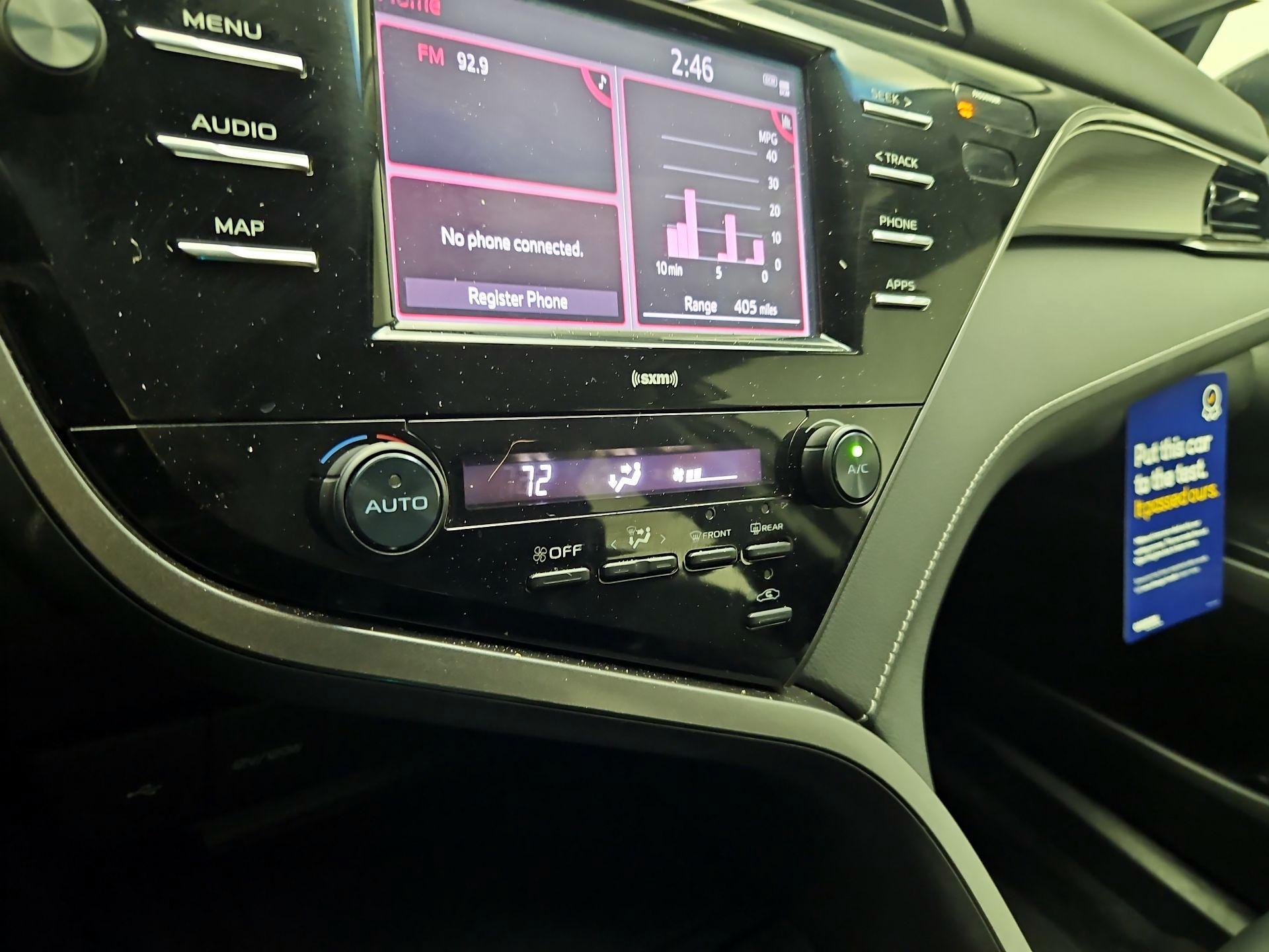 Thumbnail: 2020 Toyota Camry - 16