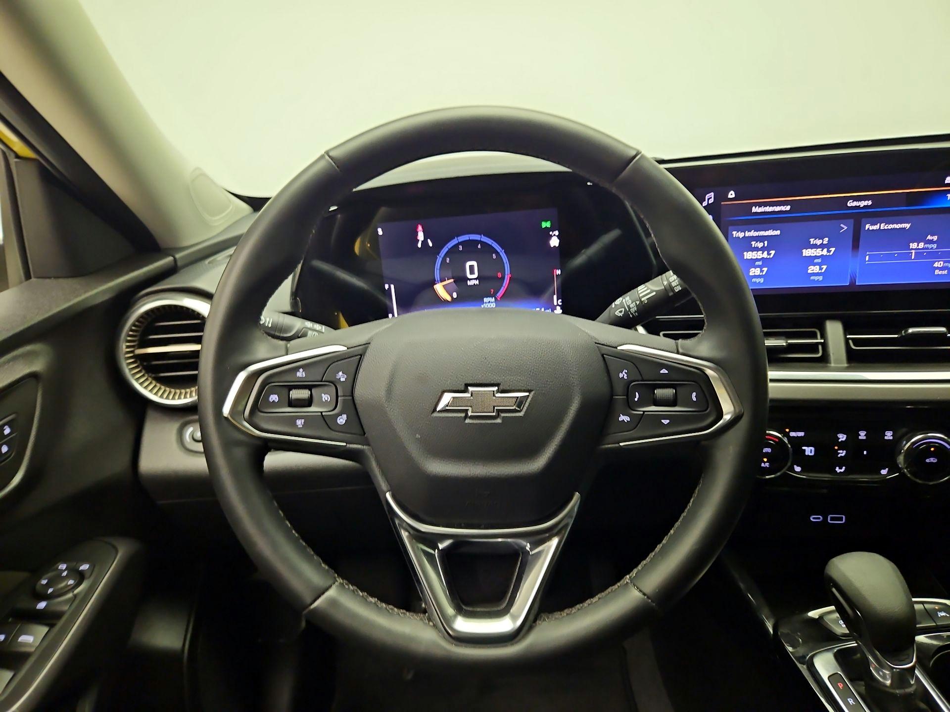 Thumbnail: 2024 Chevrolet Trax - 10