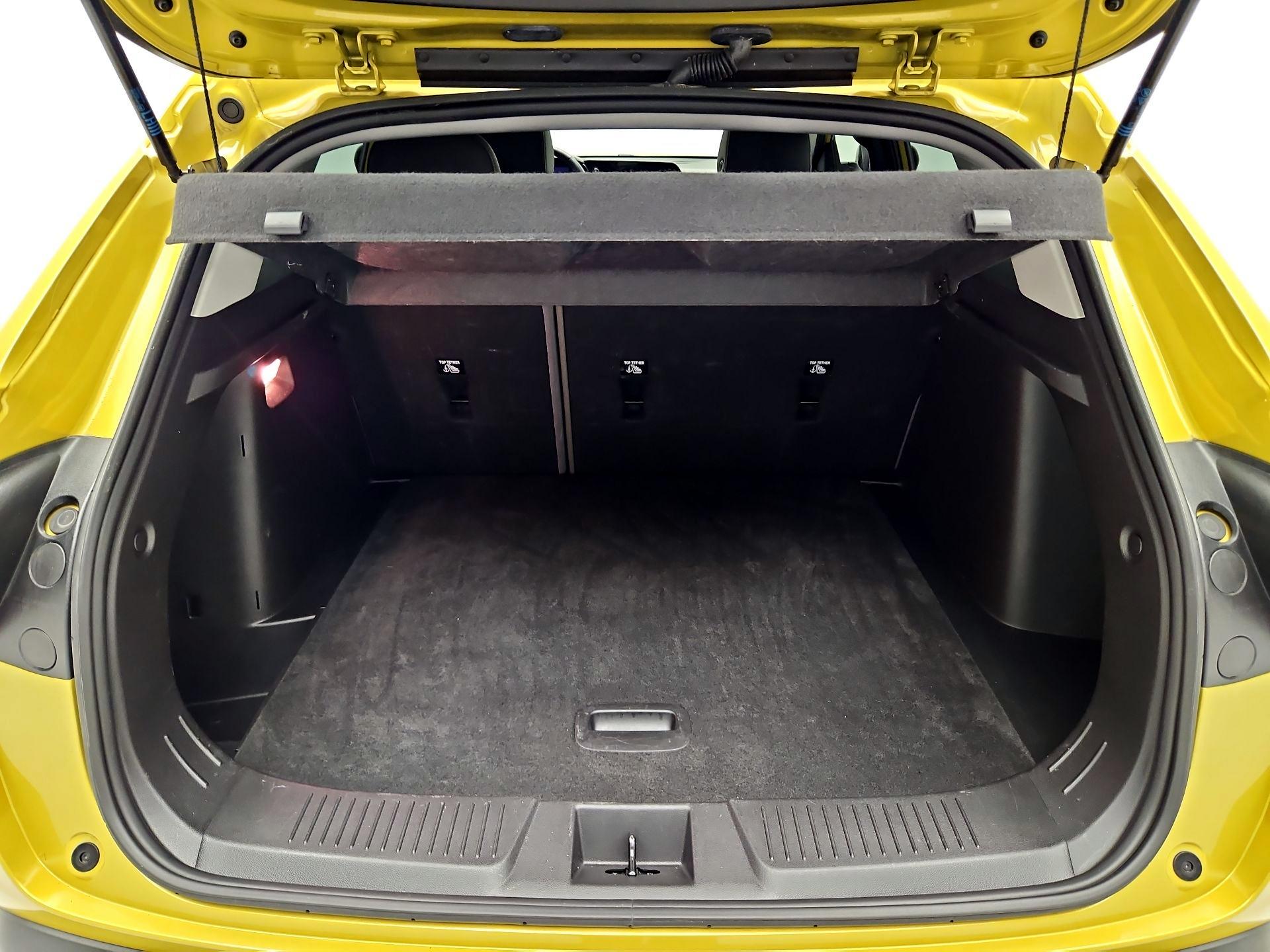 Thumbnail: 2024 Chevrolet Trax - 18