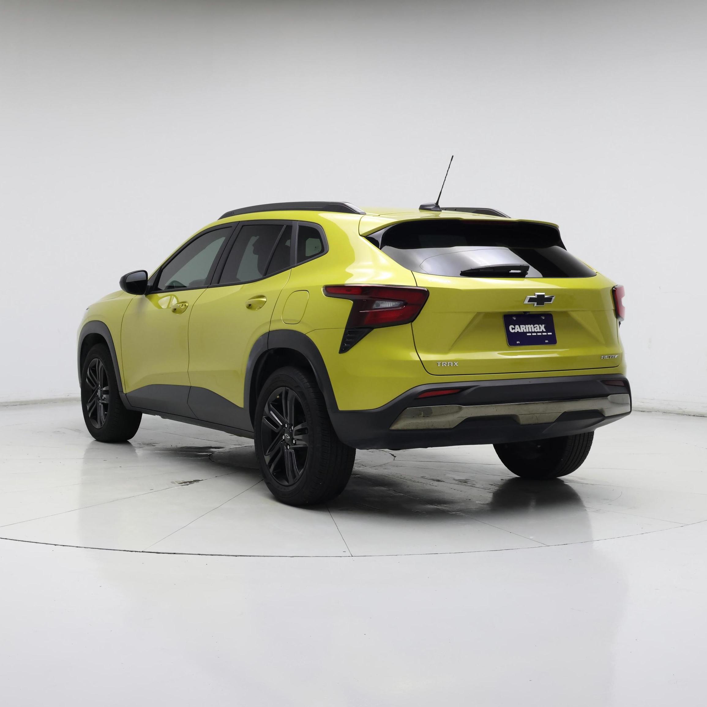 Thumbnail: 2024 Chevrolet Trax - 2