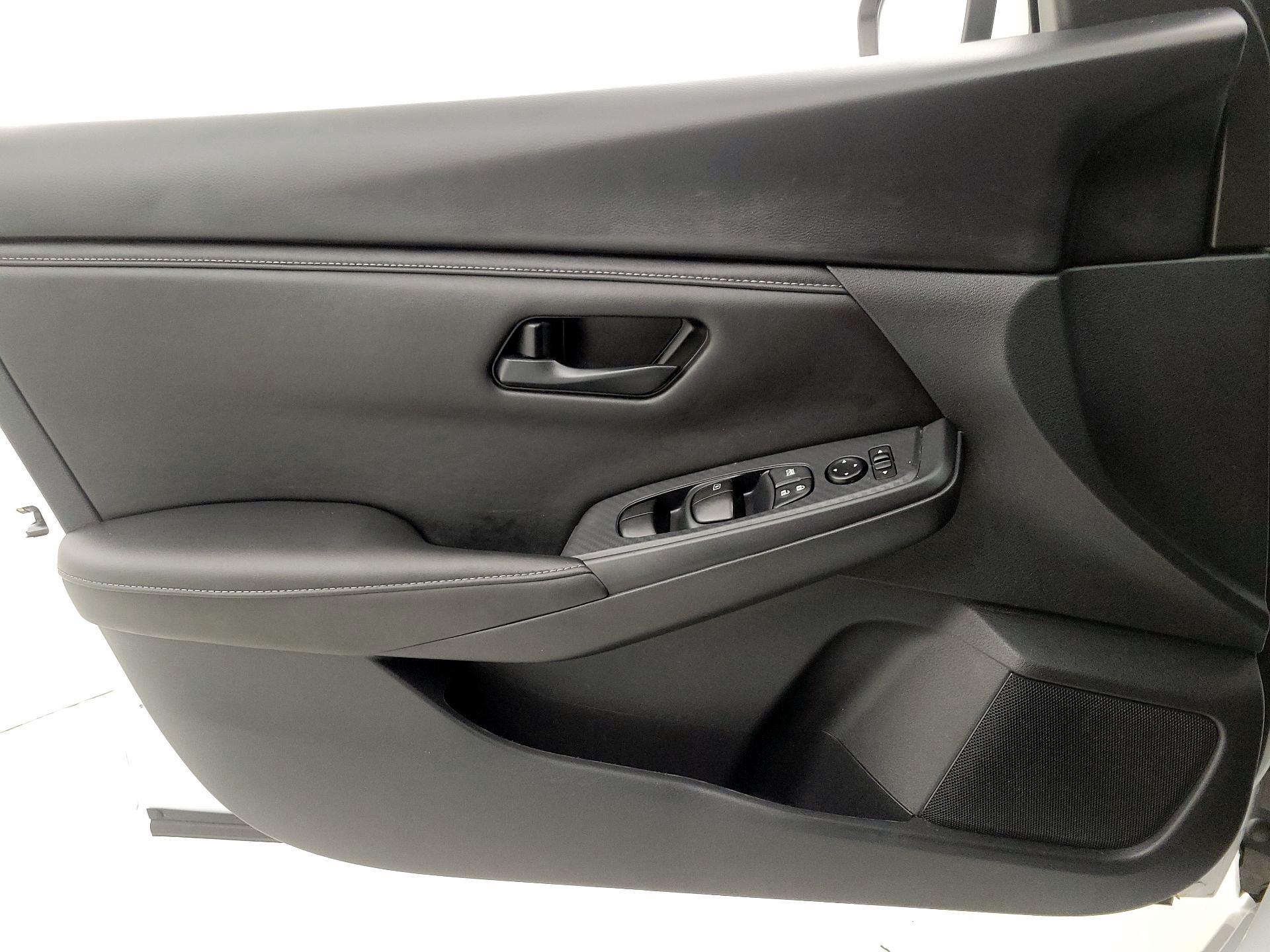 Thumbnail: 2025 Nissan Sentra - 12