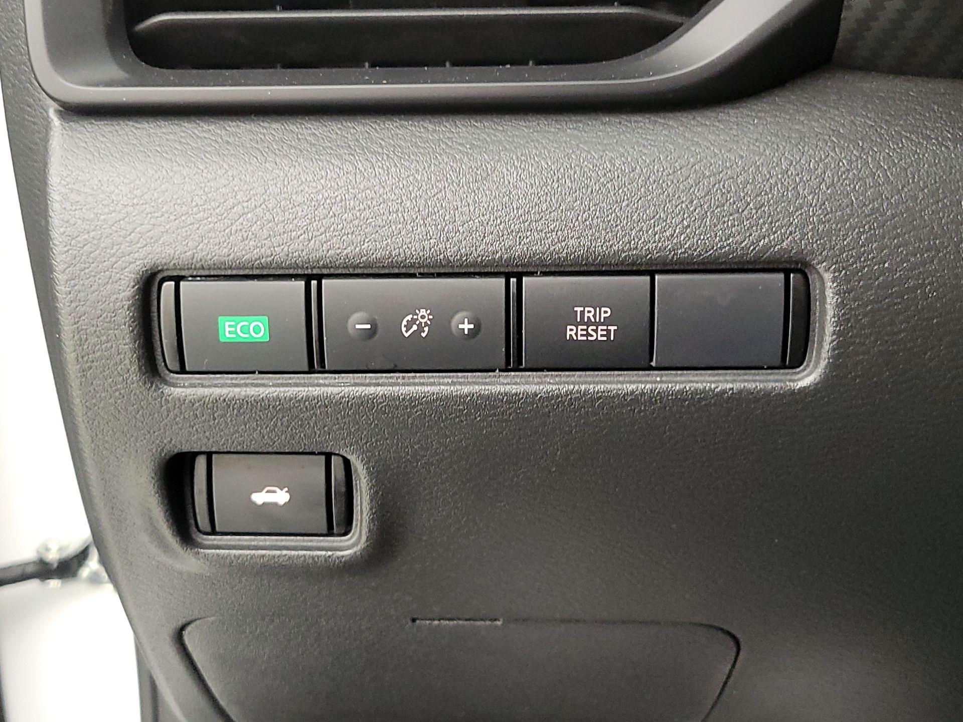 Thumbnail: 2025 Nissan Sentra - 13