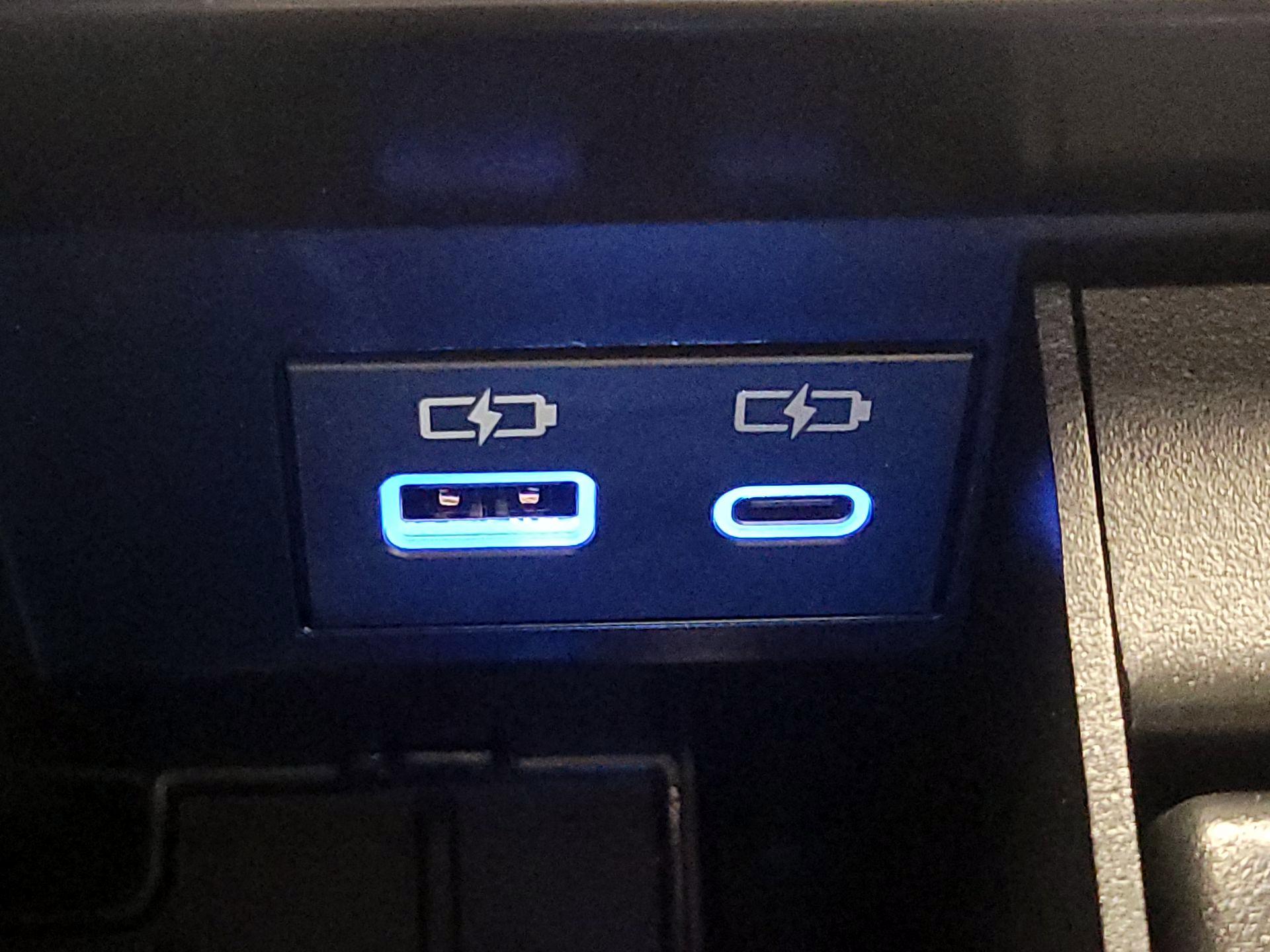 Thumbnail: 2024 Toyota Tundra - 18