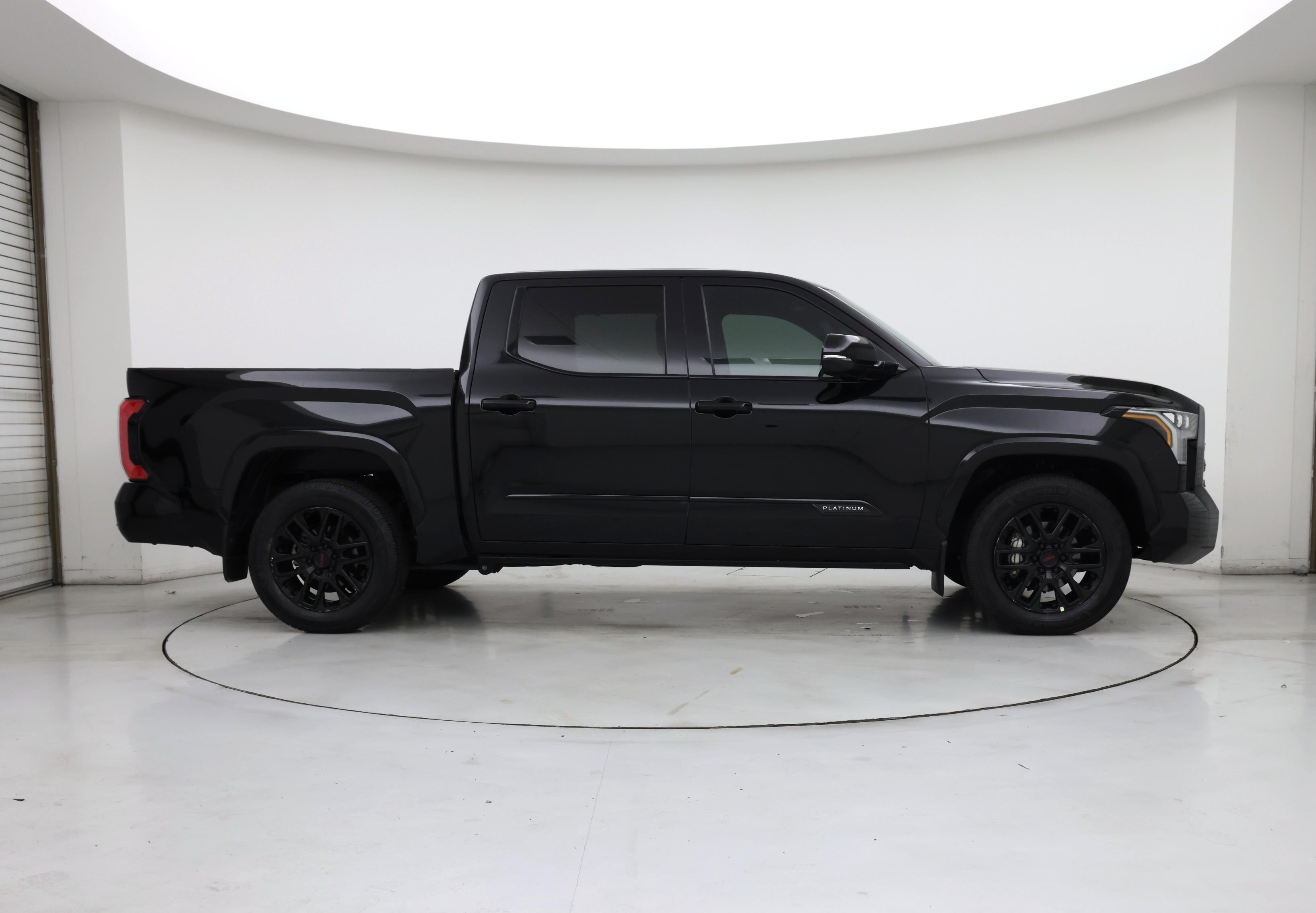 Thumbnail: 2024 Toyota Tundra - 7