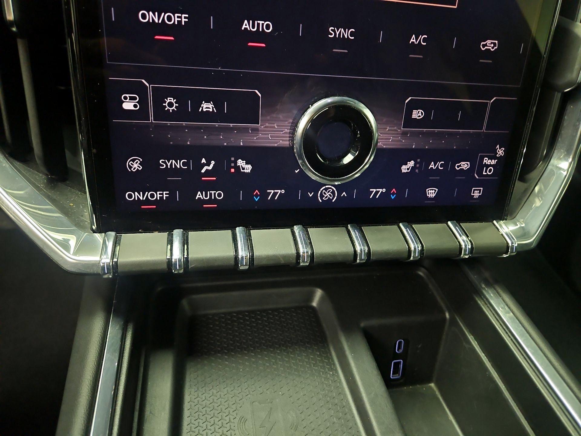 Thumbnail: 2025 GMC Acadia - 17