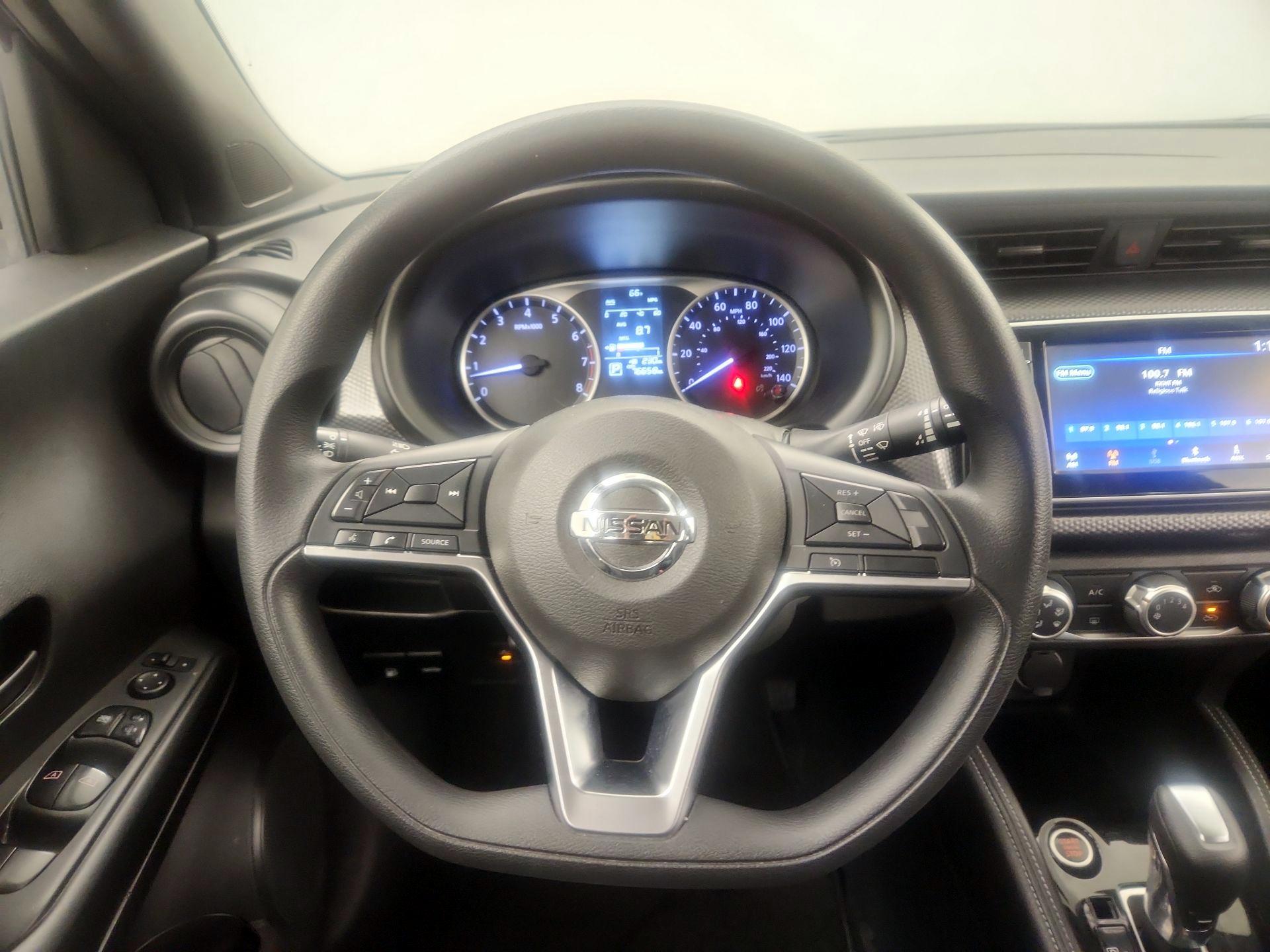 Thumbnail: 2019 Nissan Kicks - 10