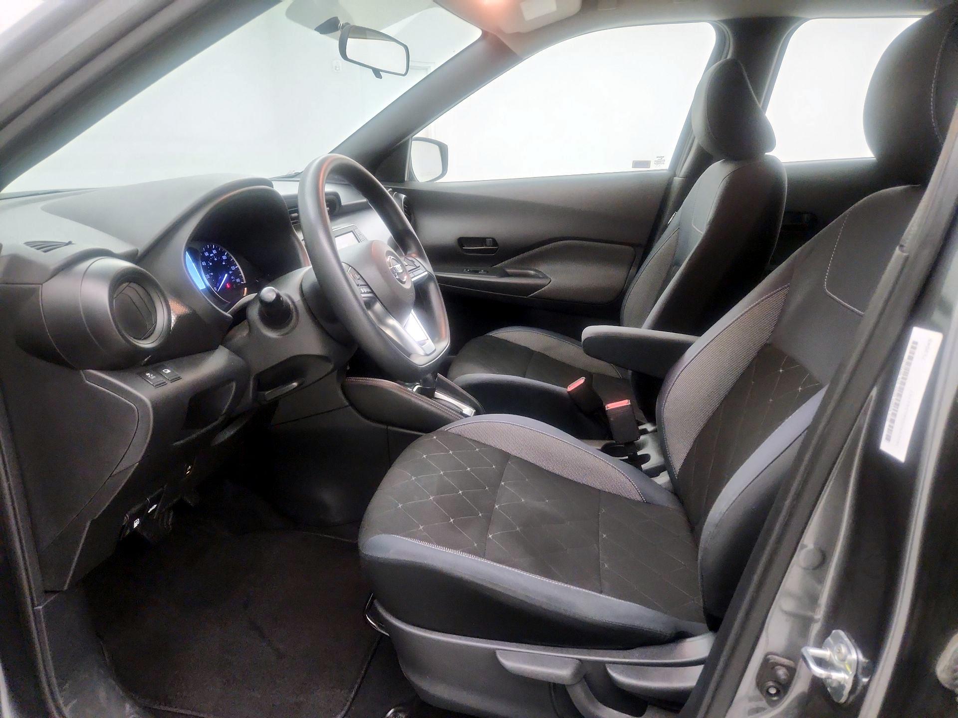 Thumbnail: 2019 Nissan Kicks - 11