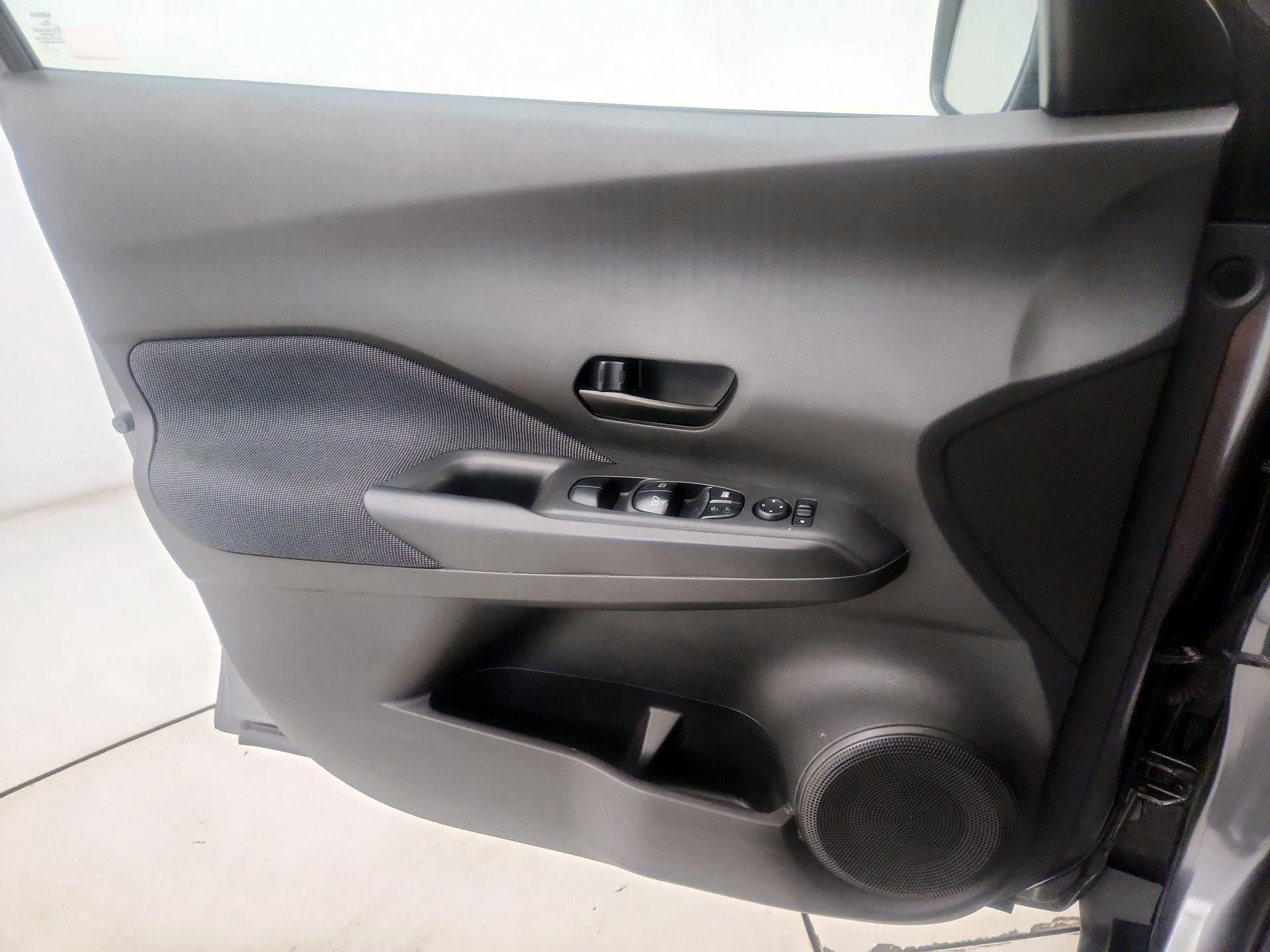 Thumbnail: 2019 Nissan Kicks - 12