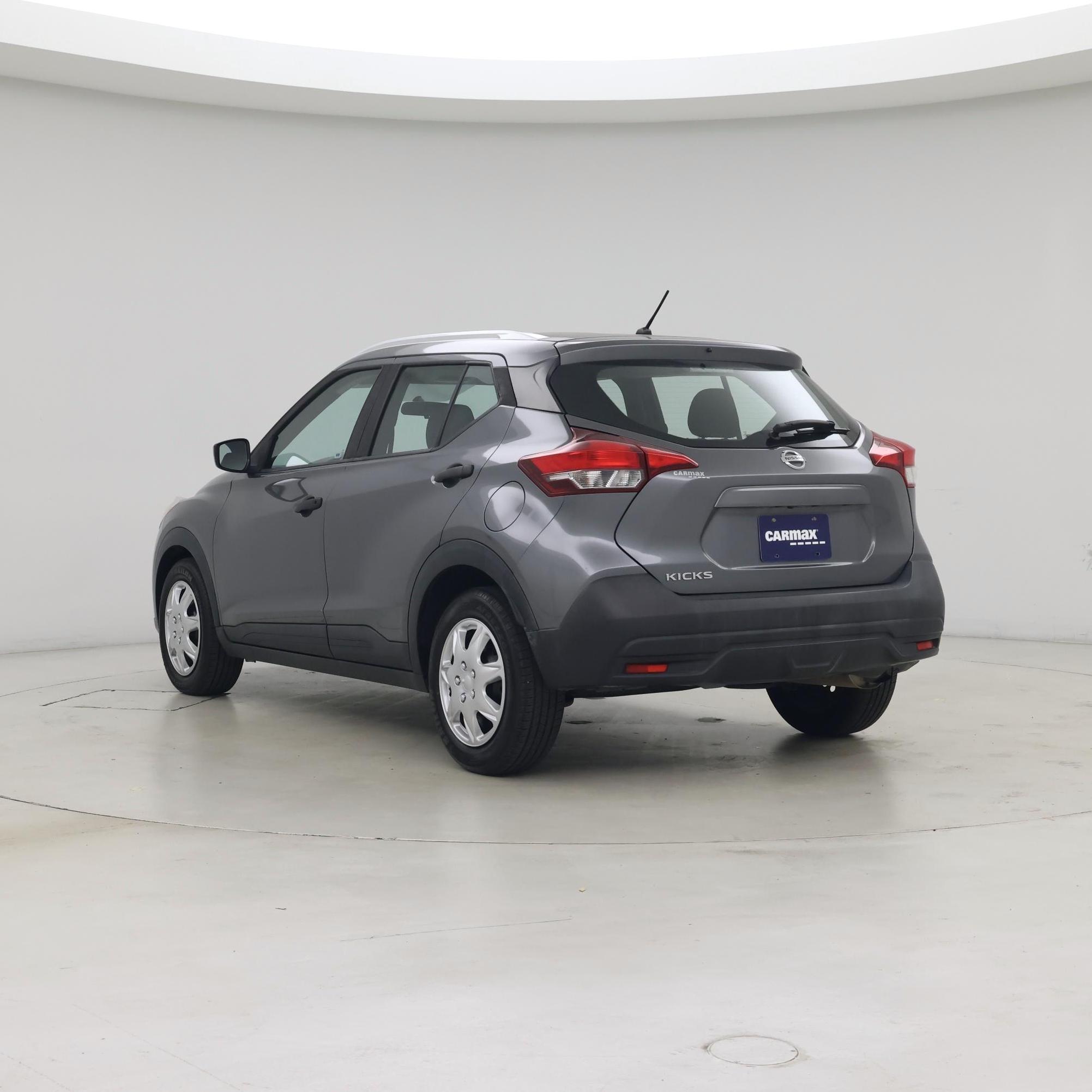 Thumbnail: 2019 Nissan Kicks - 2