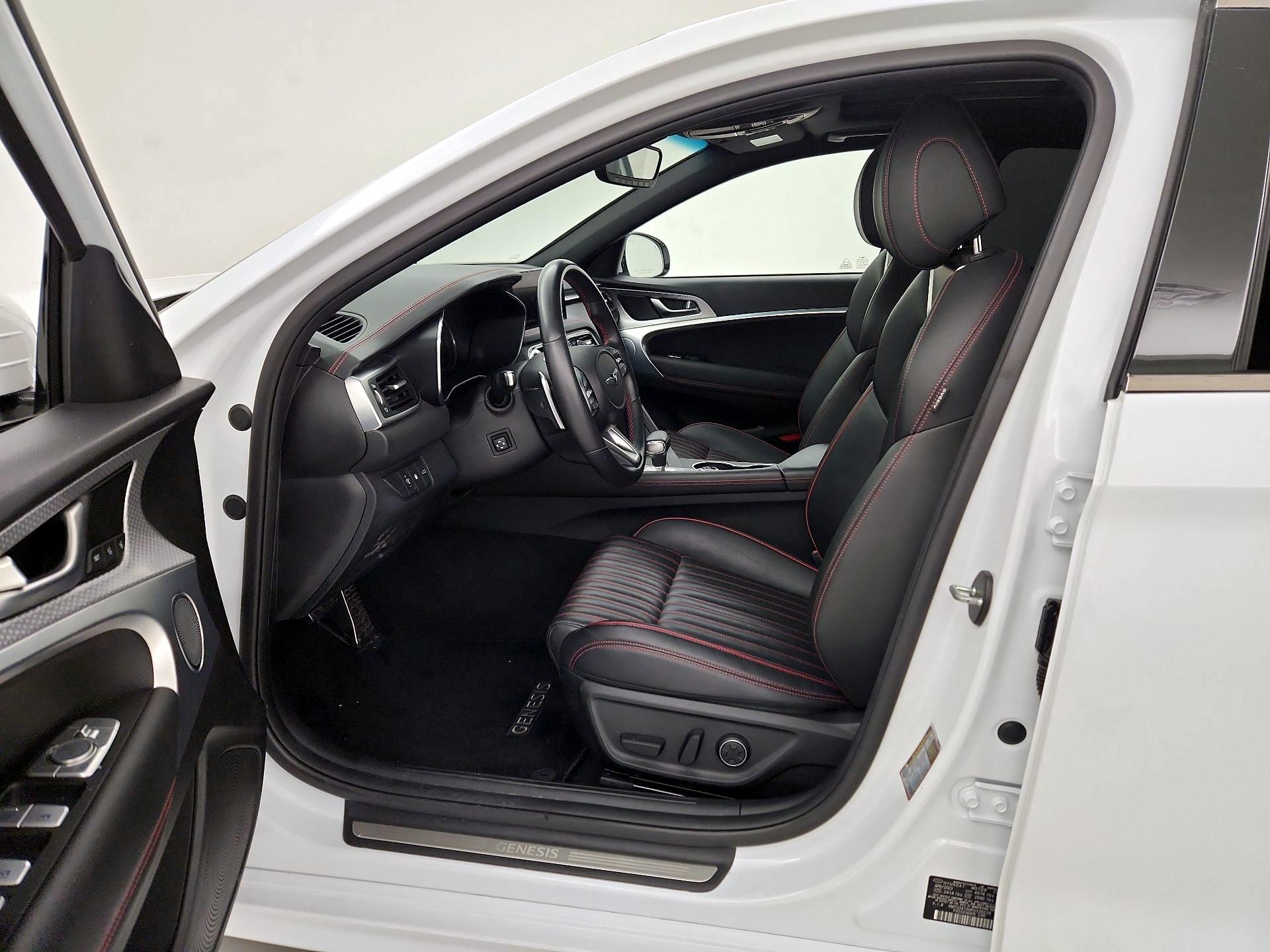 Thumbnail: 2023 Genesis G70 - 11