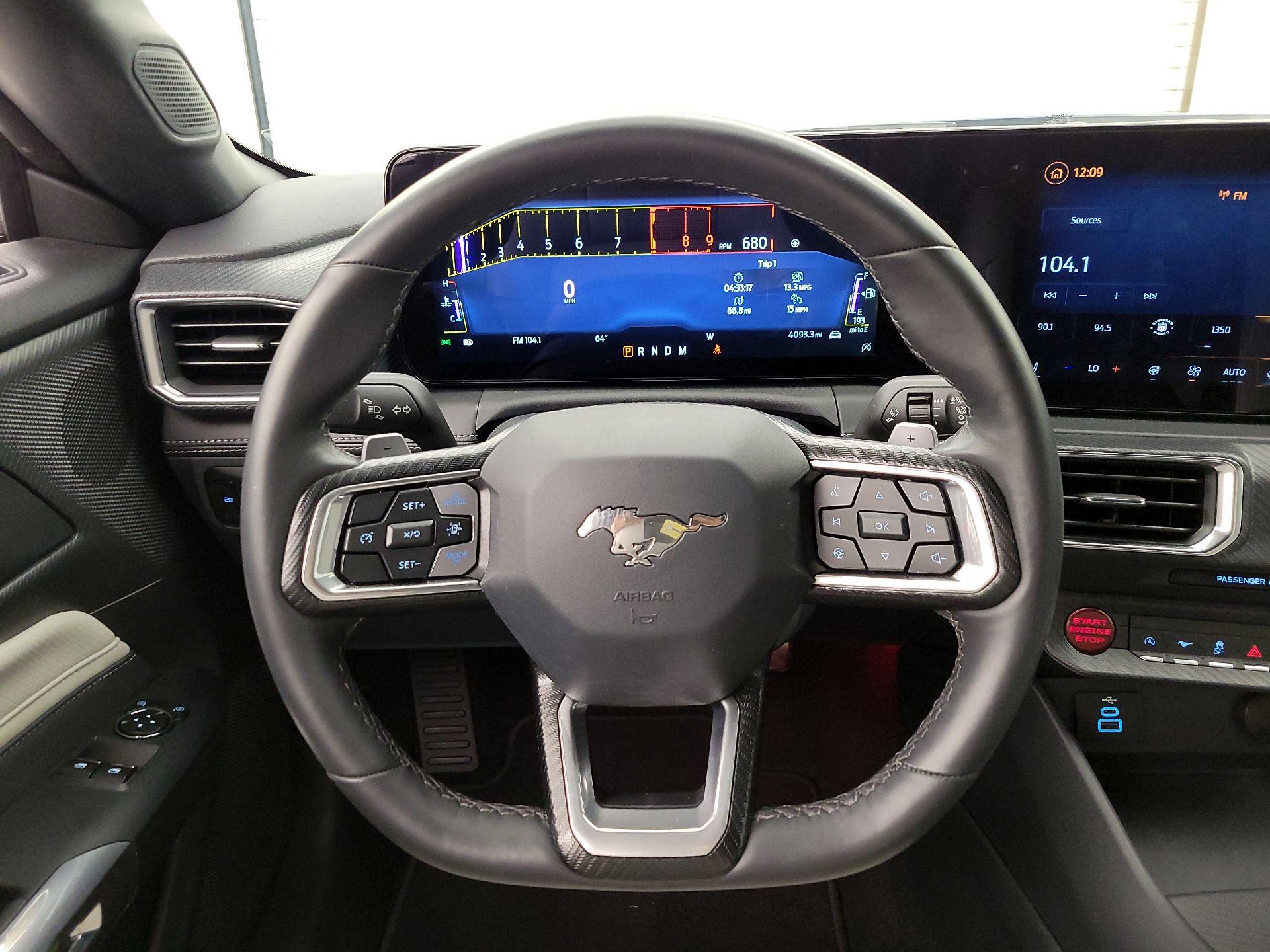 Thumbnail: 2025 Ford Mustang - 10