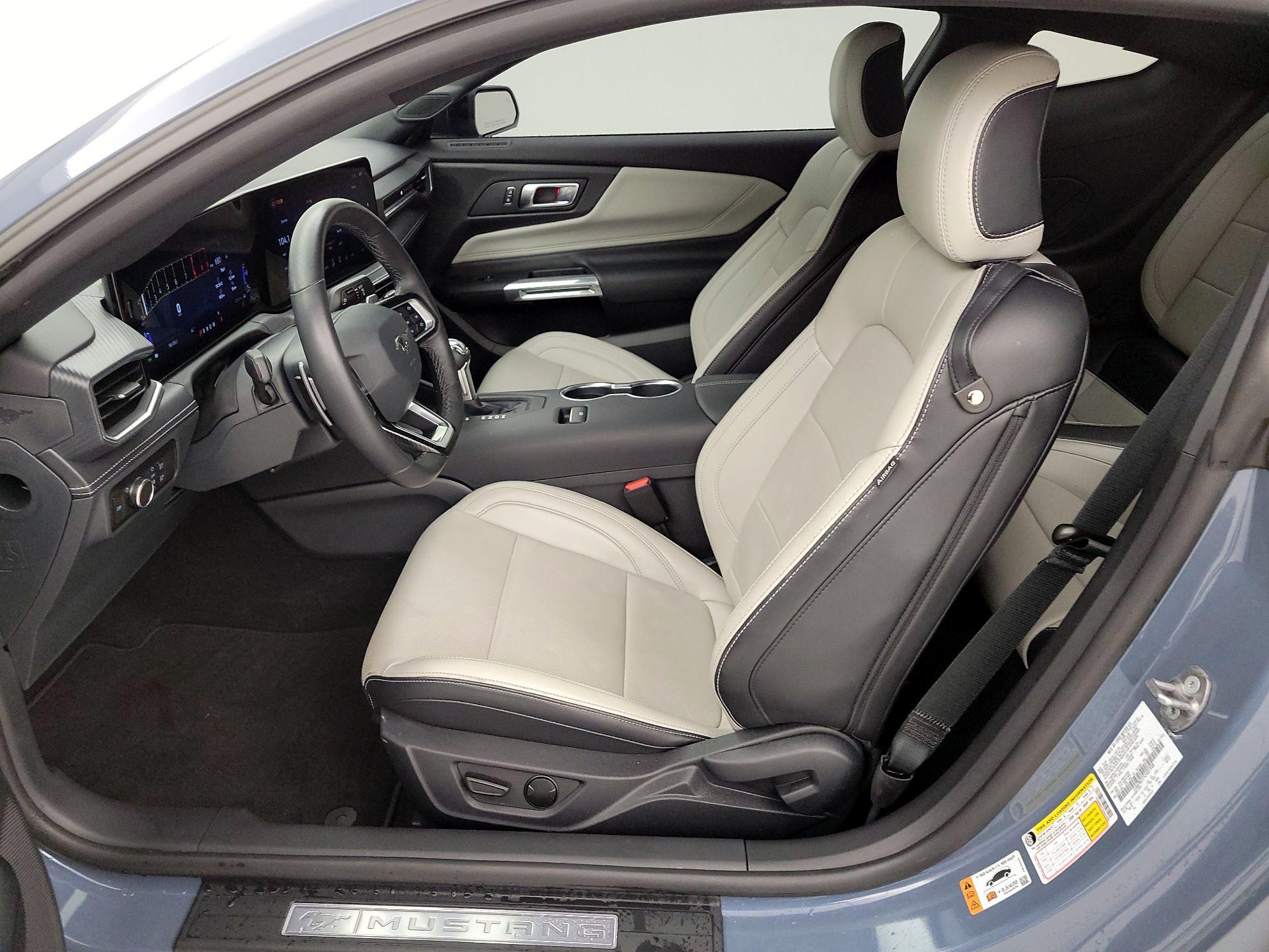 Thumbnail: 2025 Ford Mustang - 11