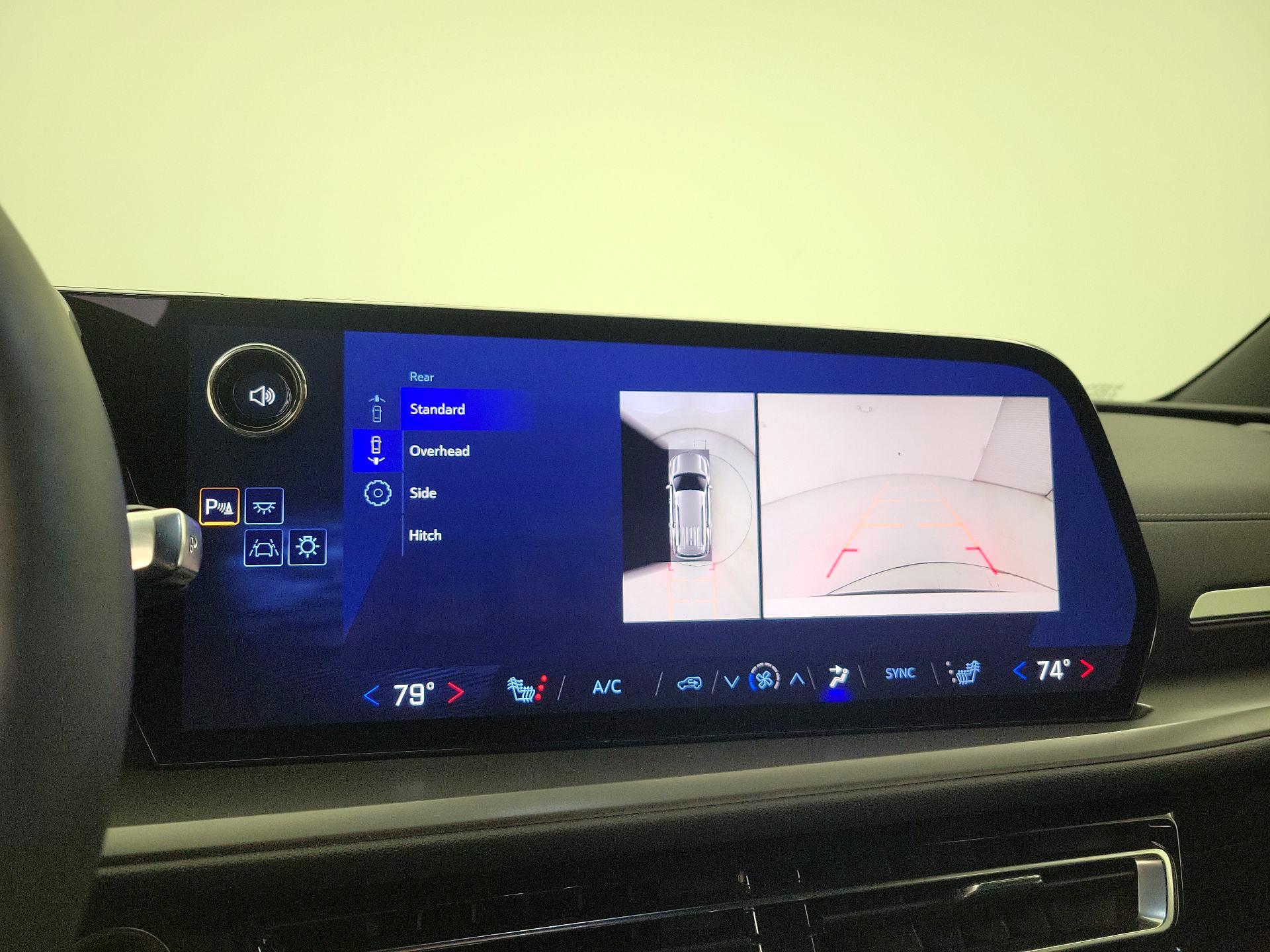 Thumbnail: 2025 Chevrolet Traverse - 14