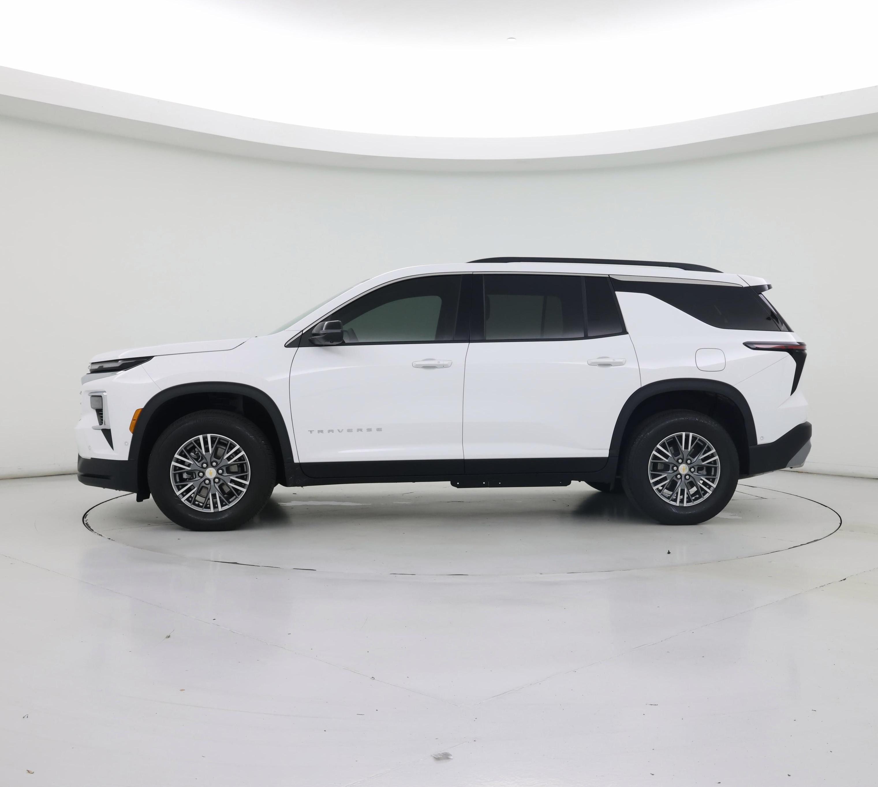 Thumbnail: 2025 Chevrolet Traverse - 3