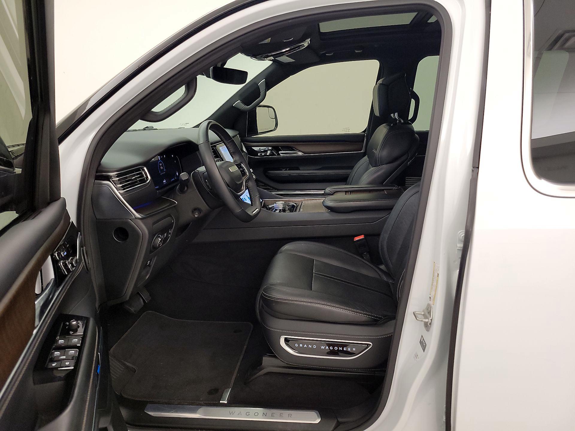 Thumbnail: 2023 Jeep Grand Wagoneer - 11