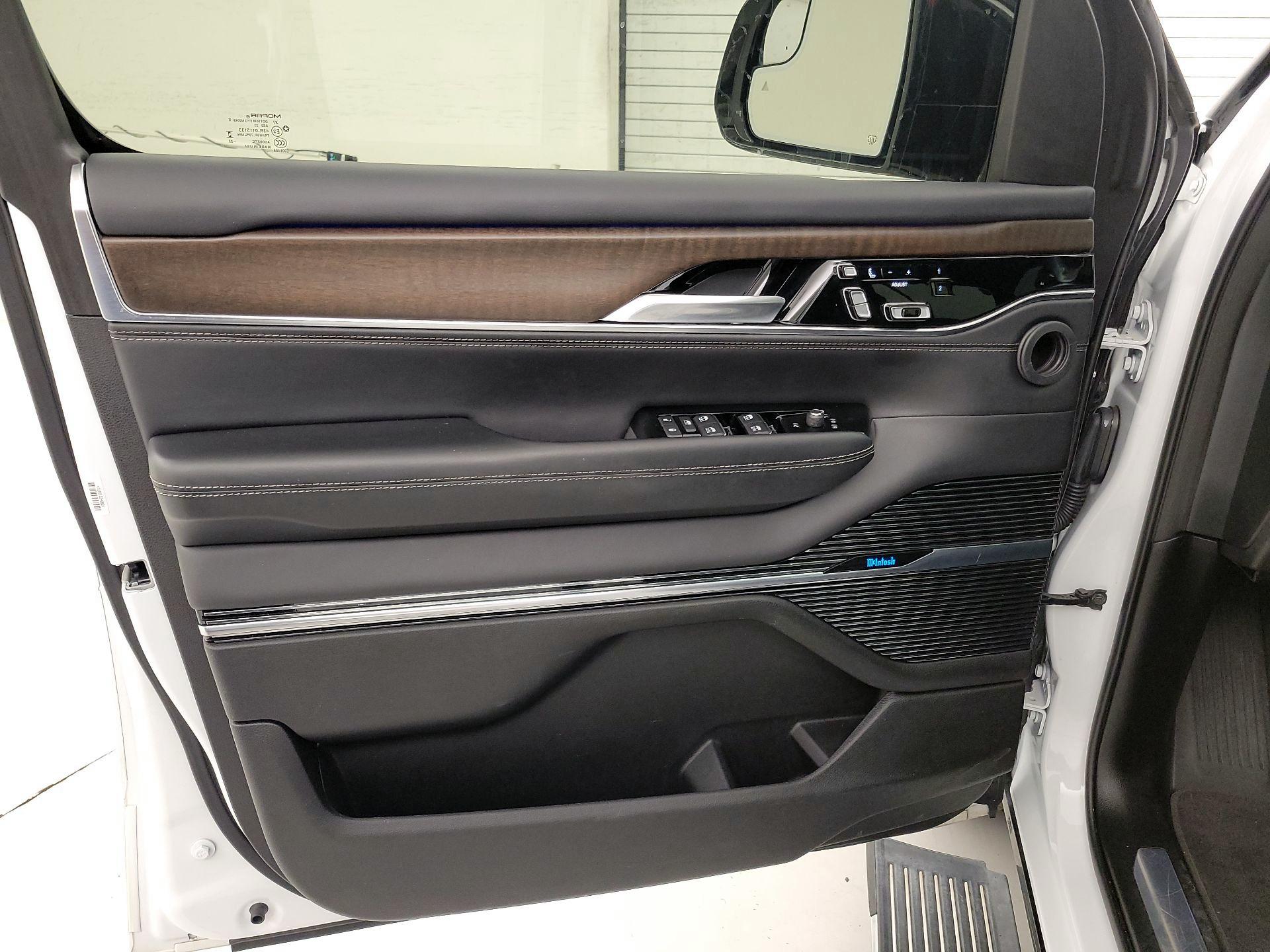 Thumbnail: 2023 Jeep Grand Wagoneer - 12