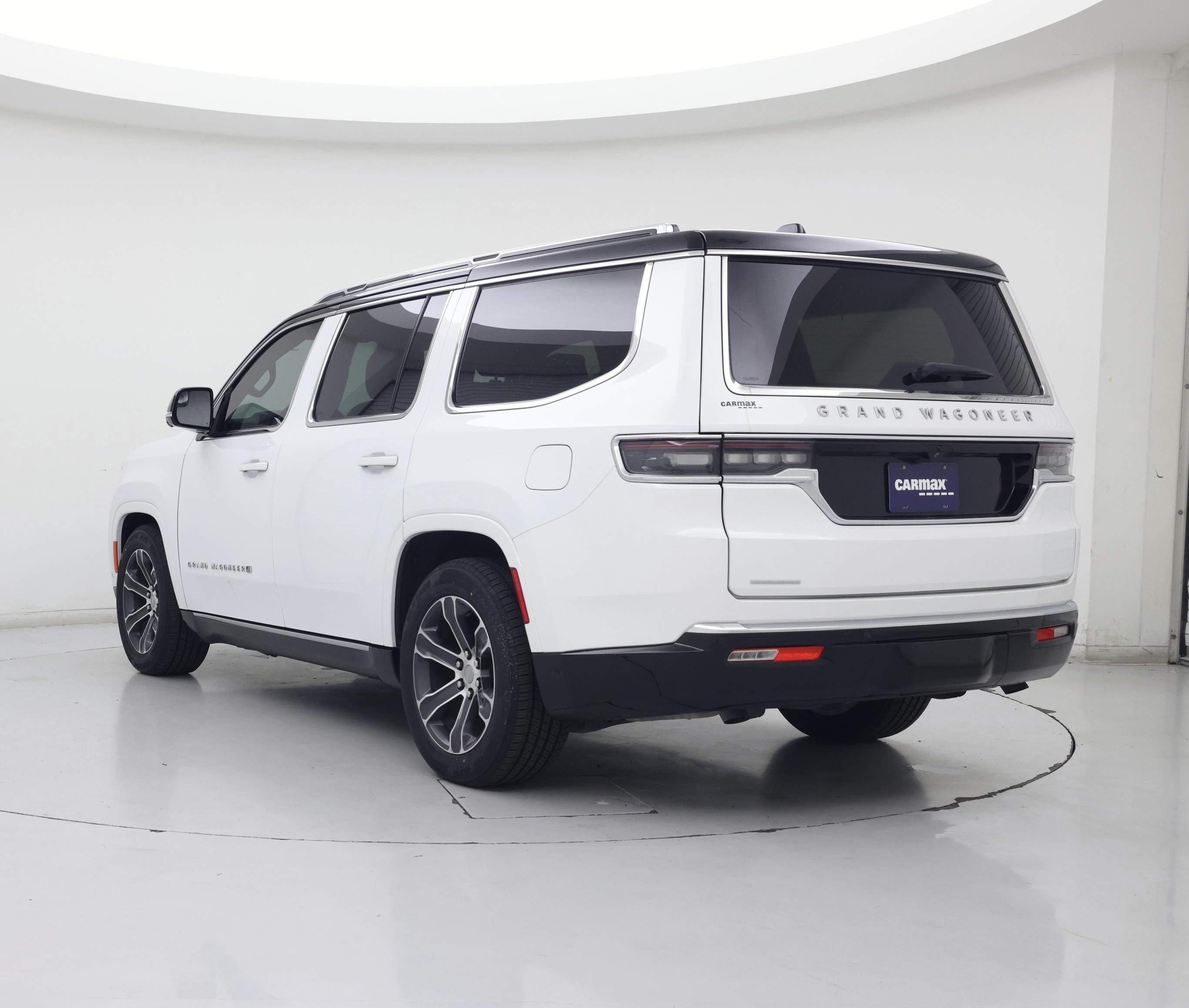 Thumbnail: 2023 Jeep Grand Wagoneer - 2