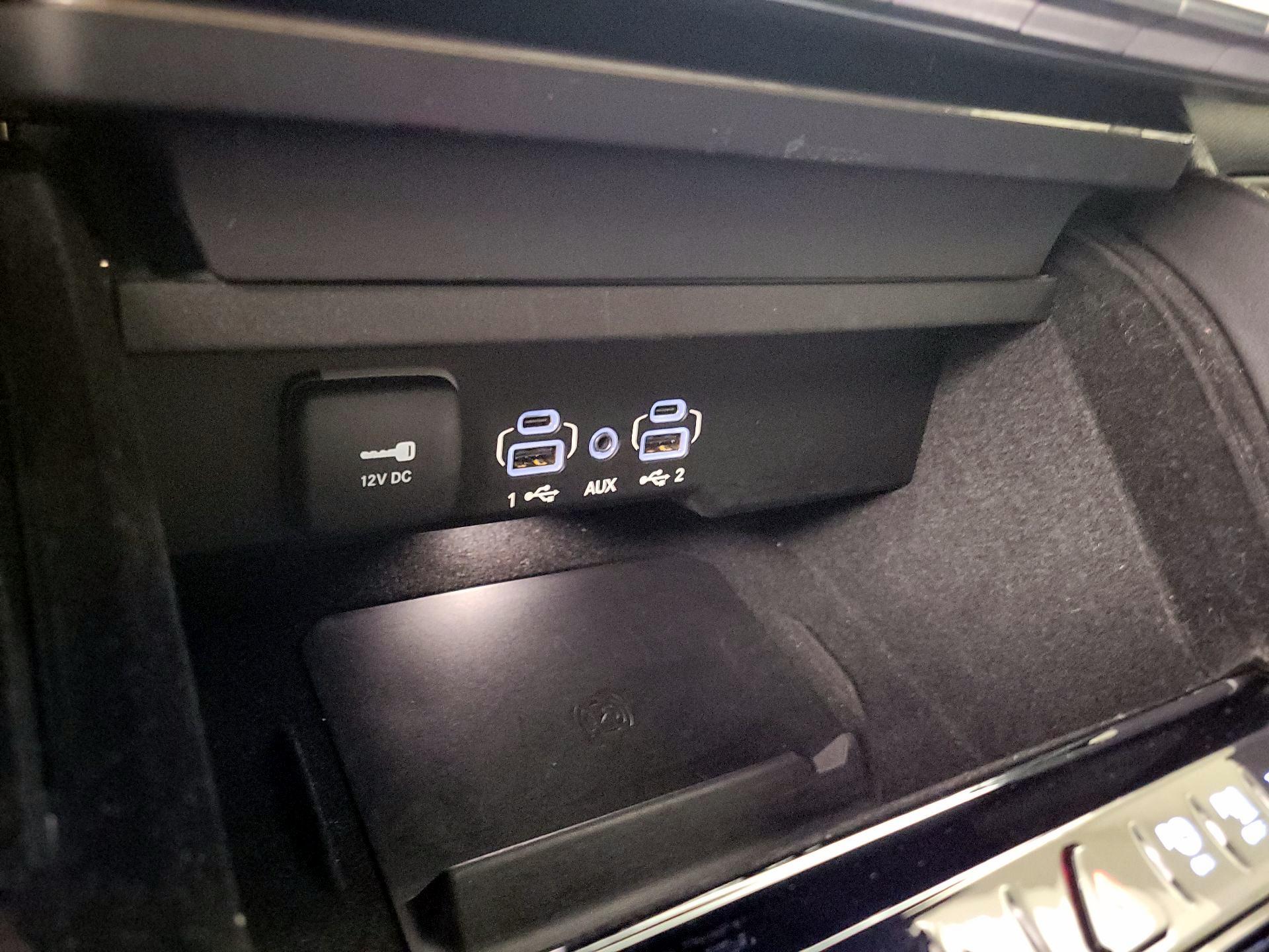 Thumbnail: 2023 Jeep Grand Wagoneer - 19