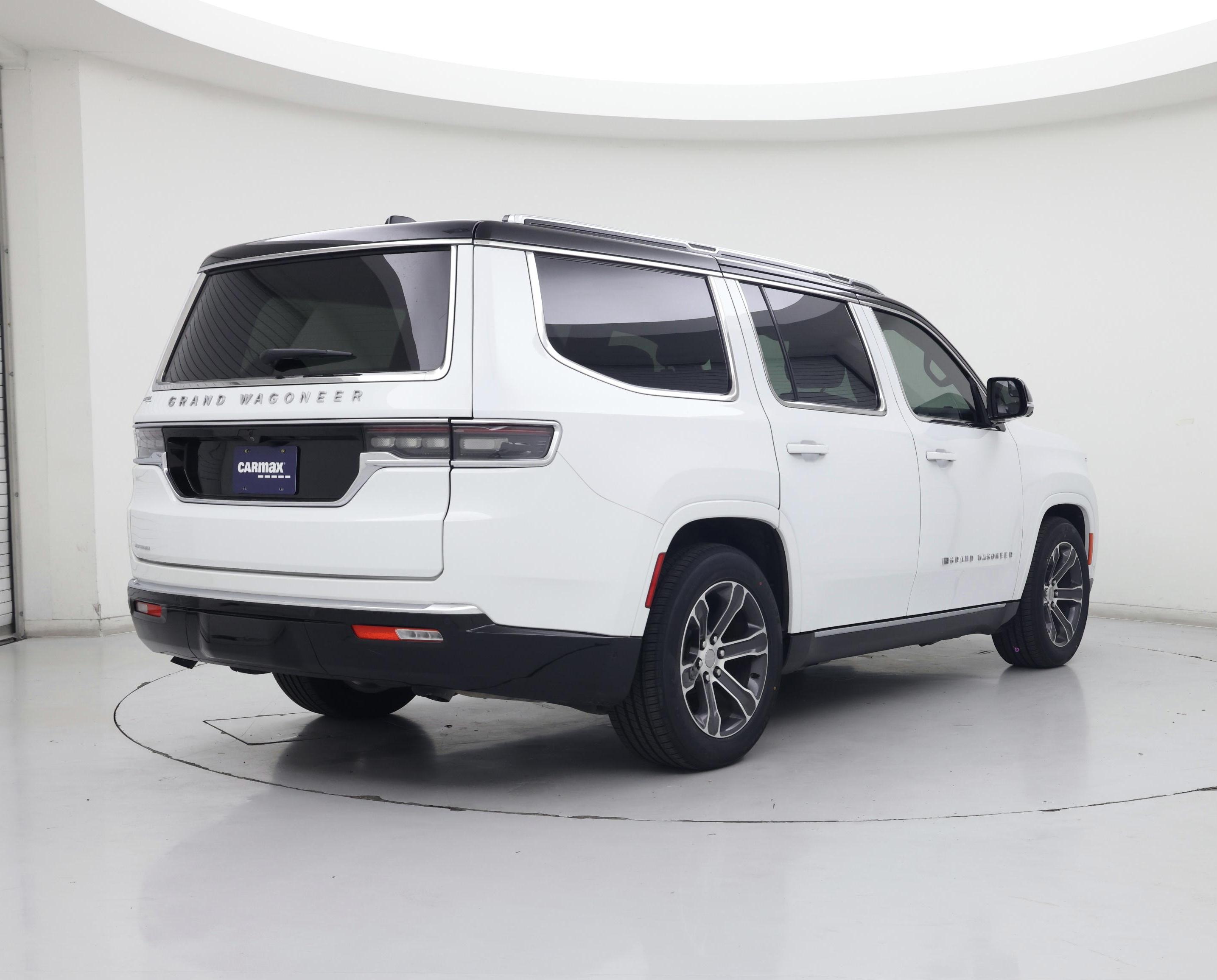 Thumbnail: 2023 Jeep Grand Wagoneer - 8