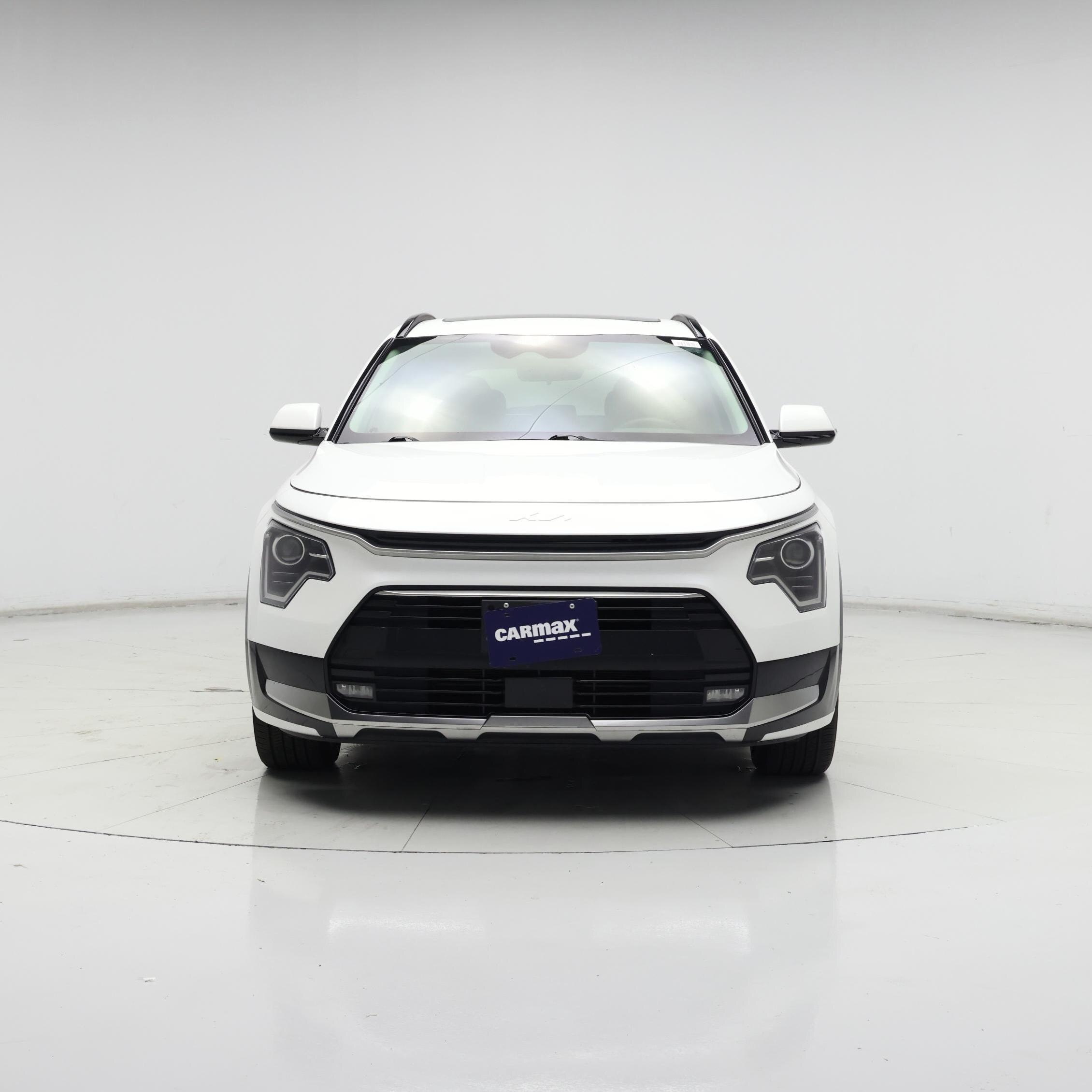 Thumbnail: 2023 Kia Niro - 5